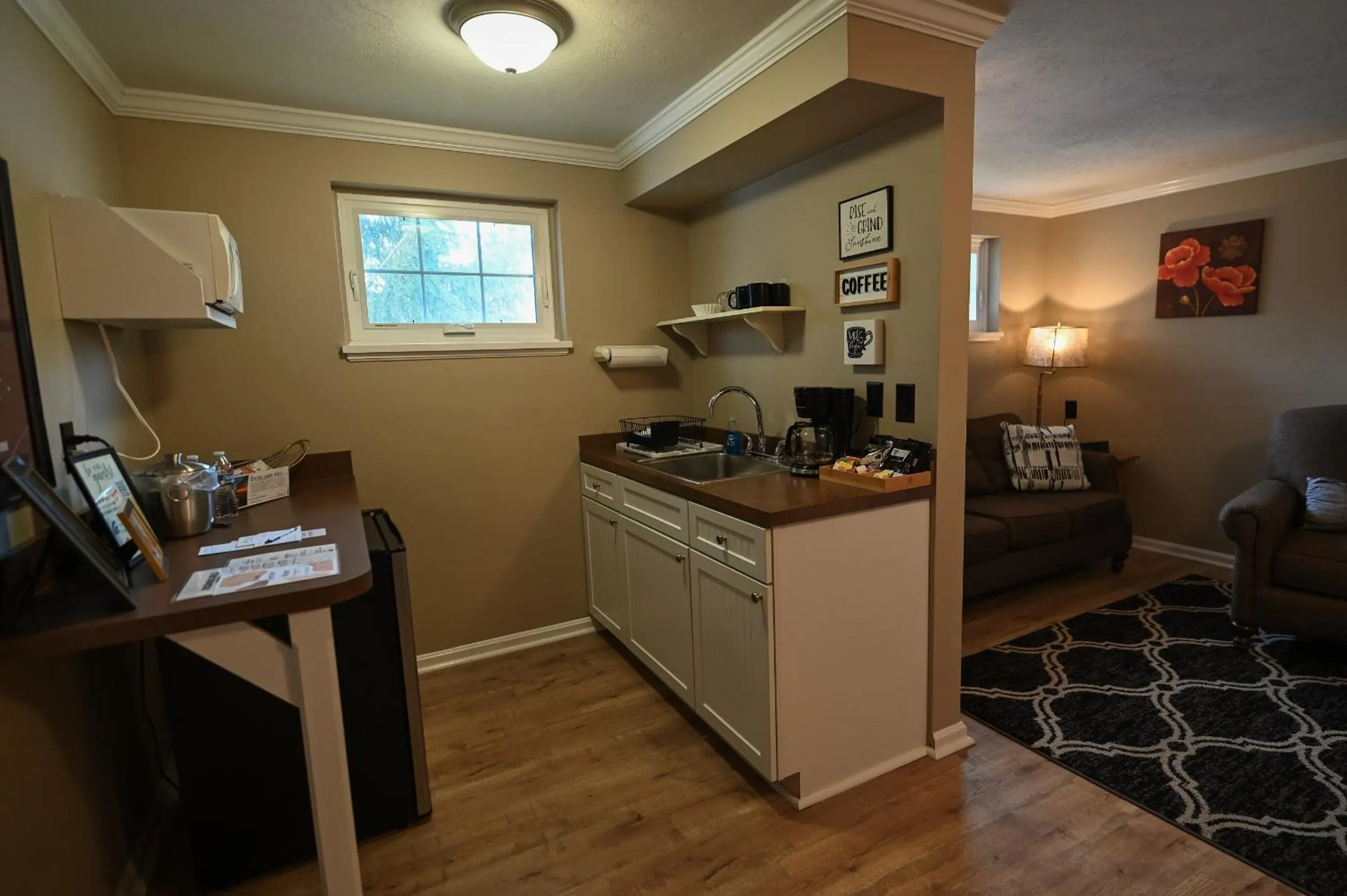 kitchen in The Lakehouse Inn Geneva