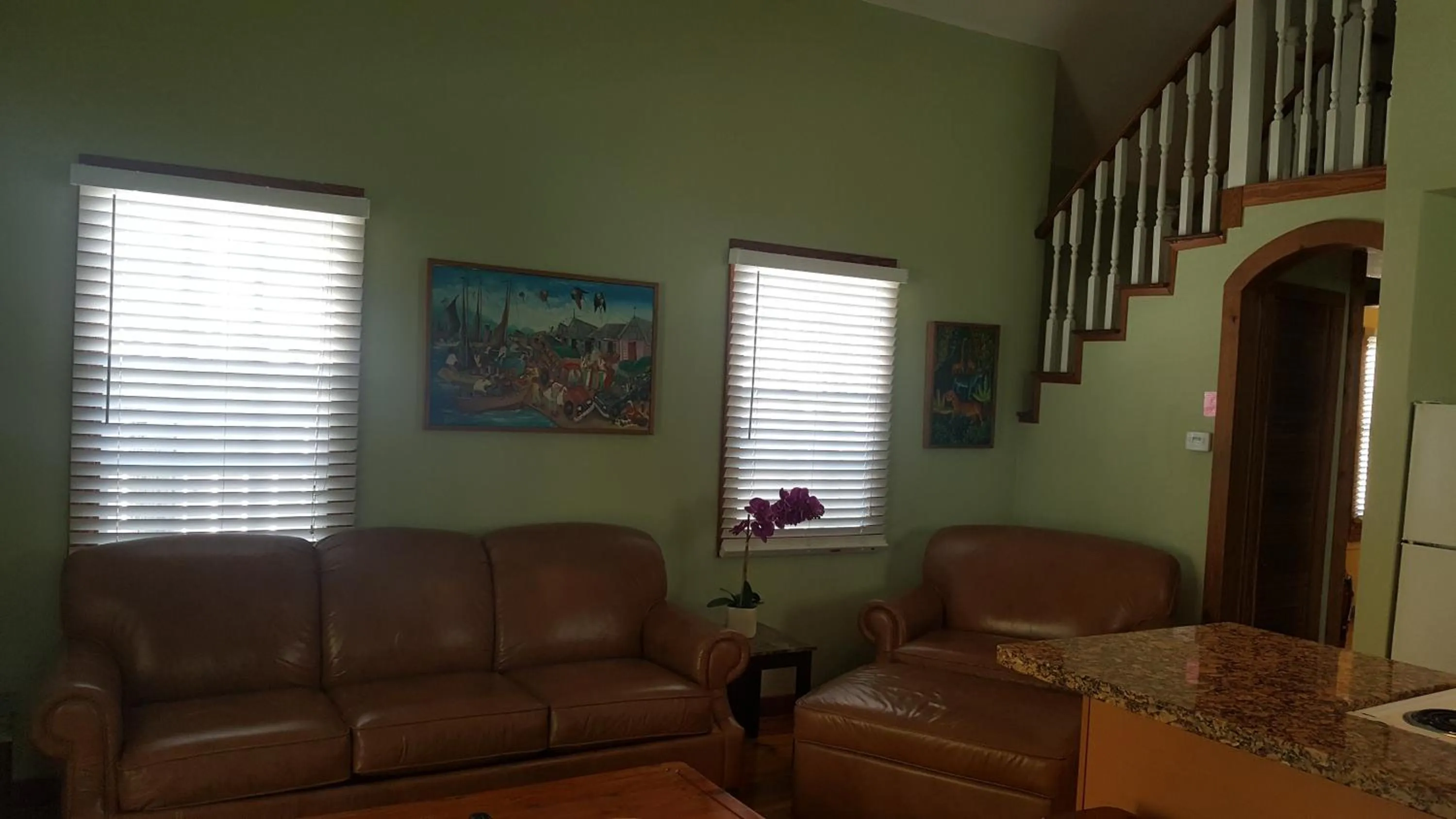 Courtney's Place Historic Cottages & Inns