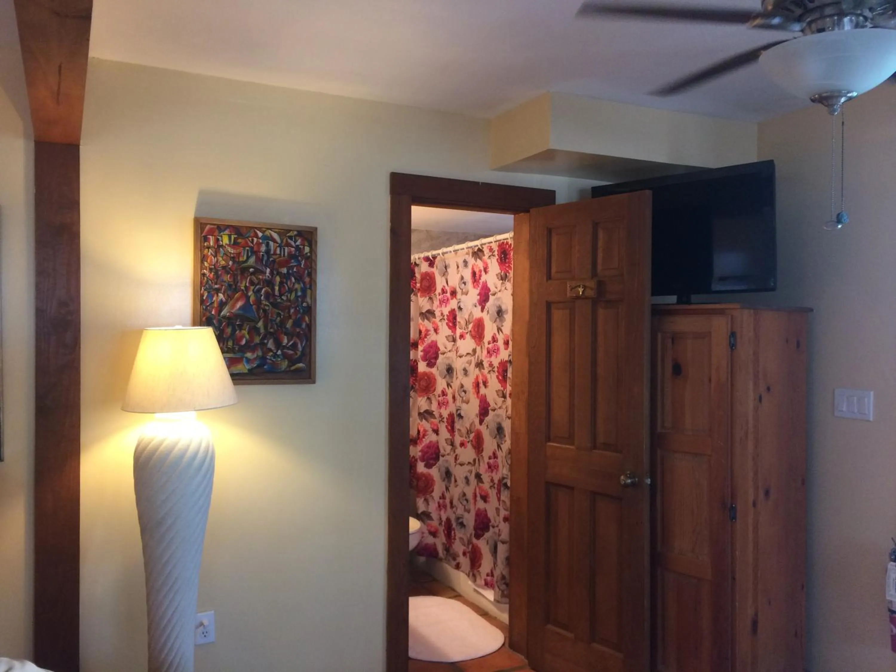 Courtney's Place Historic Cottages & Inns