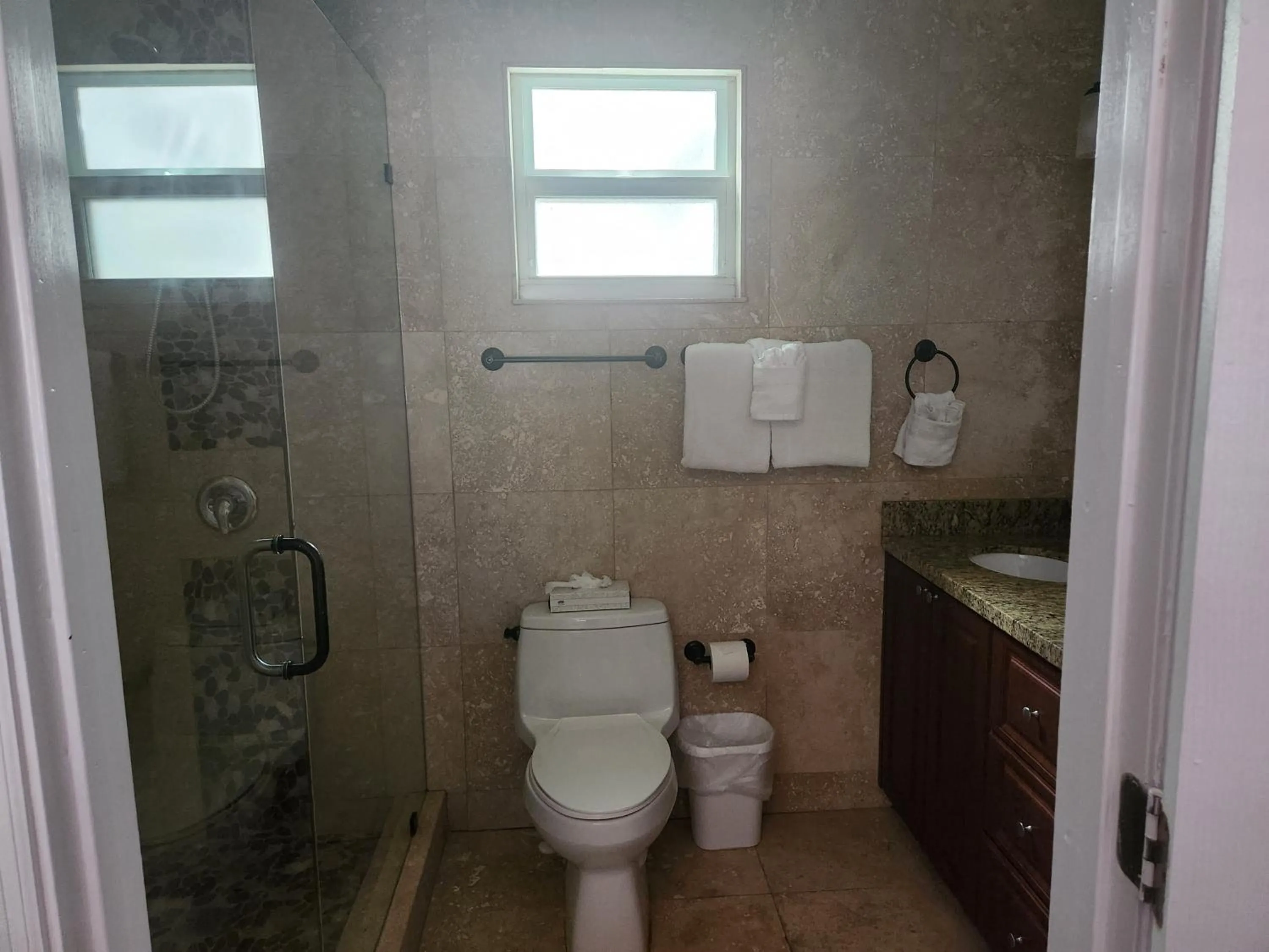 Courtney's Place Historic Cottages & Inns