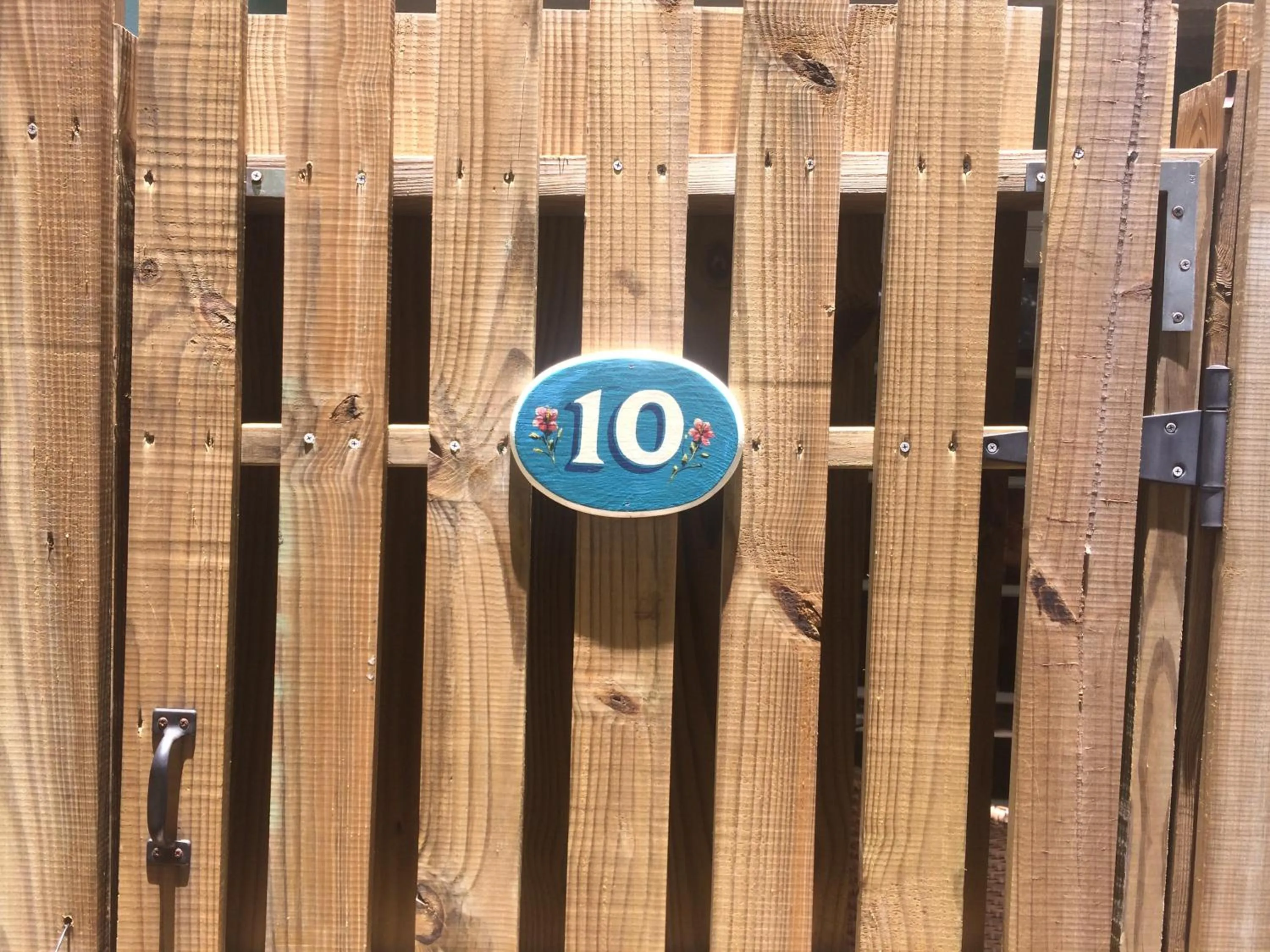 Courtney's Place Historic Cottages & Inns