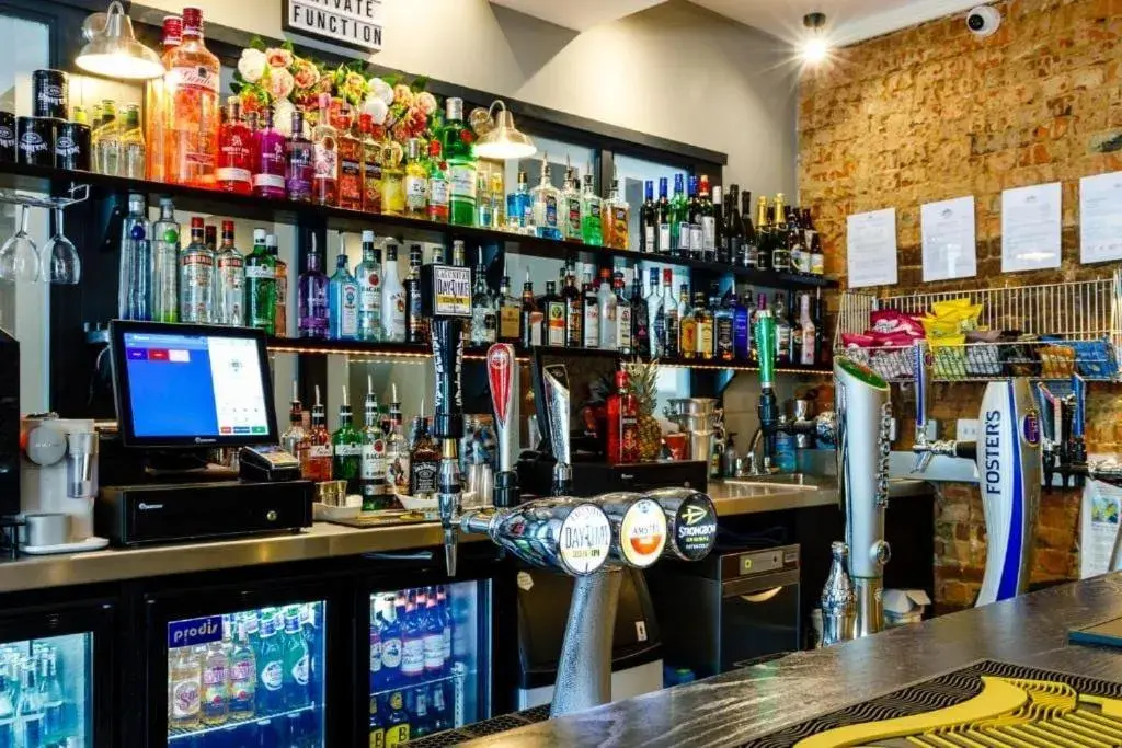 Restaurant/places to eat in OYO Ruby Pub & Hotel Restaurant/places to eat in OYO Ruby Pub & Hotel