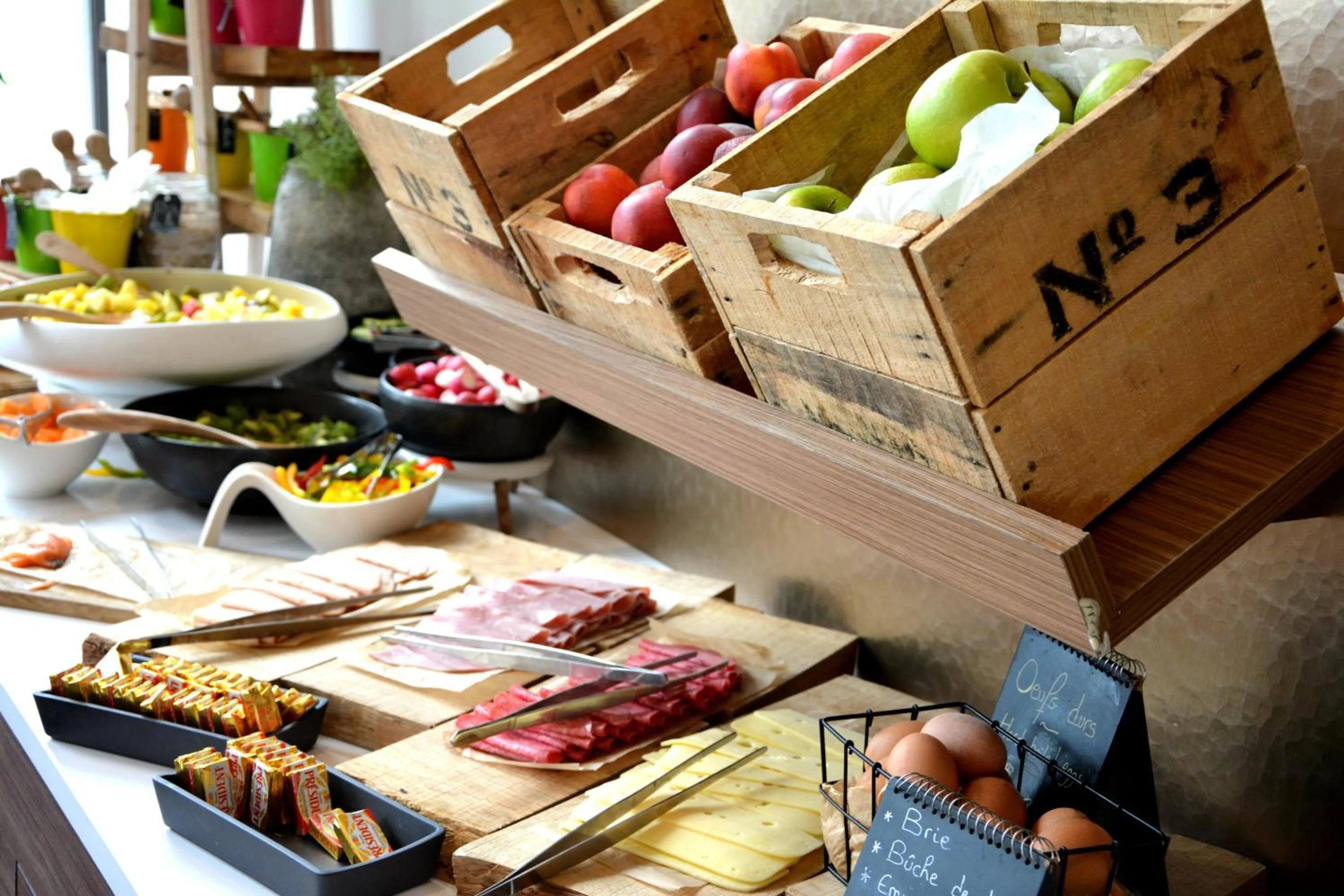 Buffet breakfast in Radisson Blu Hotel, Lyon