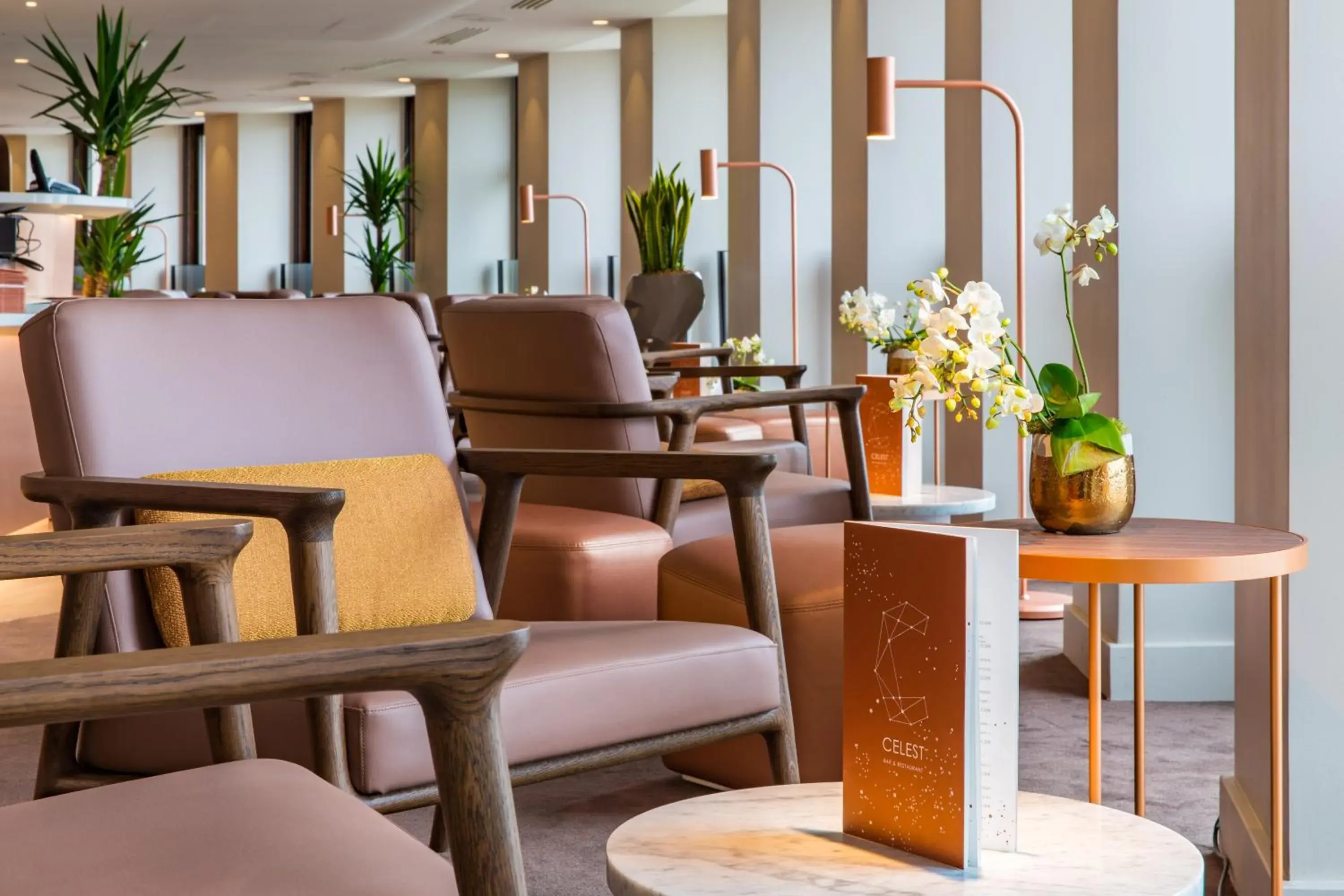 Lounge or bar in Radisson Blu Hotel, Lyon Lounge or bar in Radisson Blu Hotel, Lyon