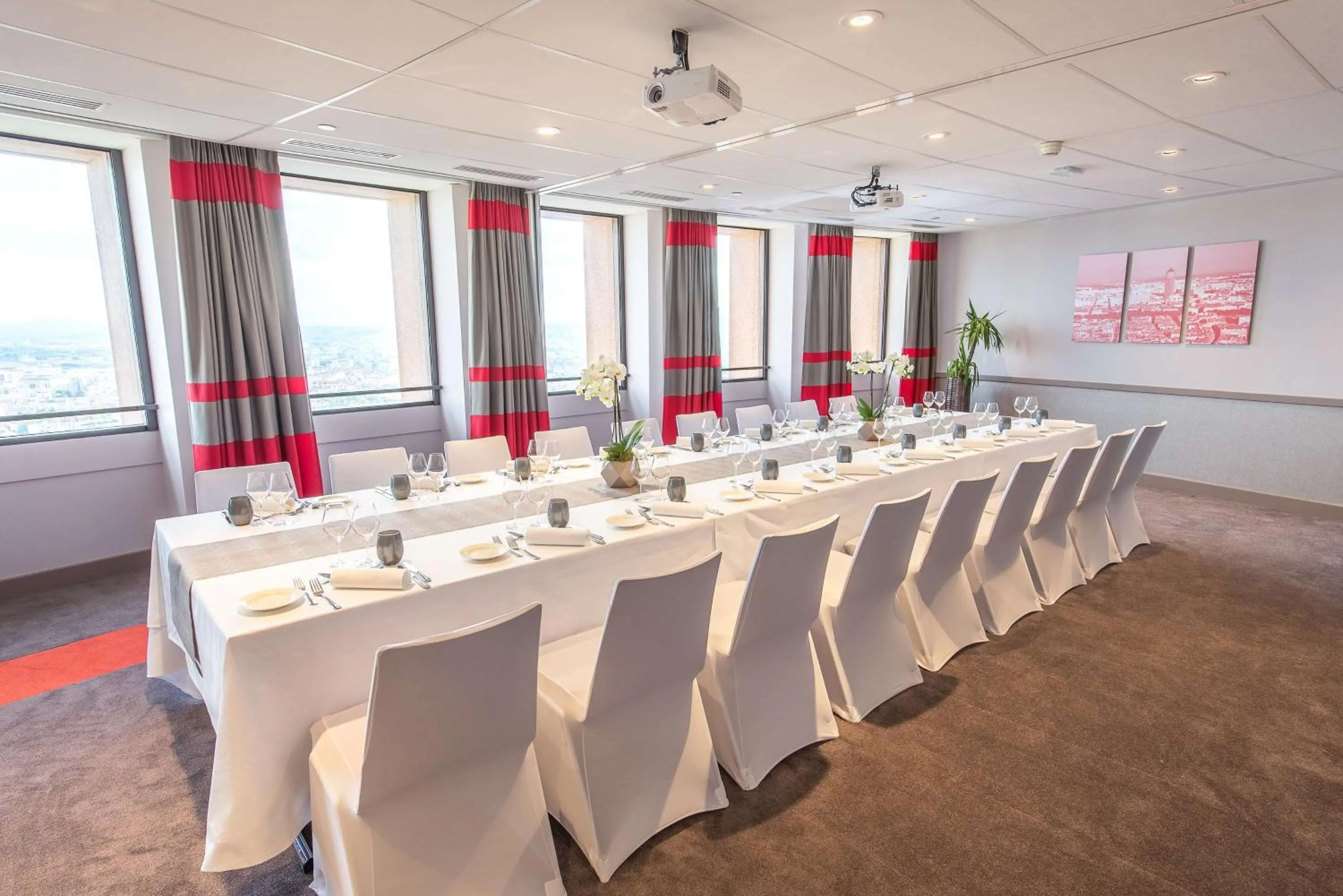 On site in Radisson Blu Hotel, Lyon