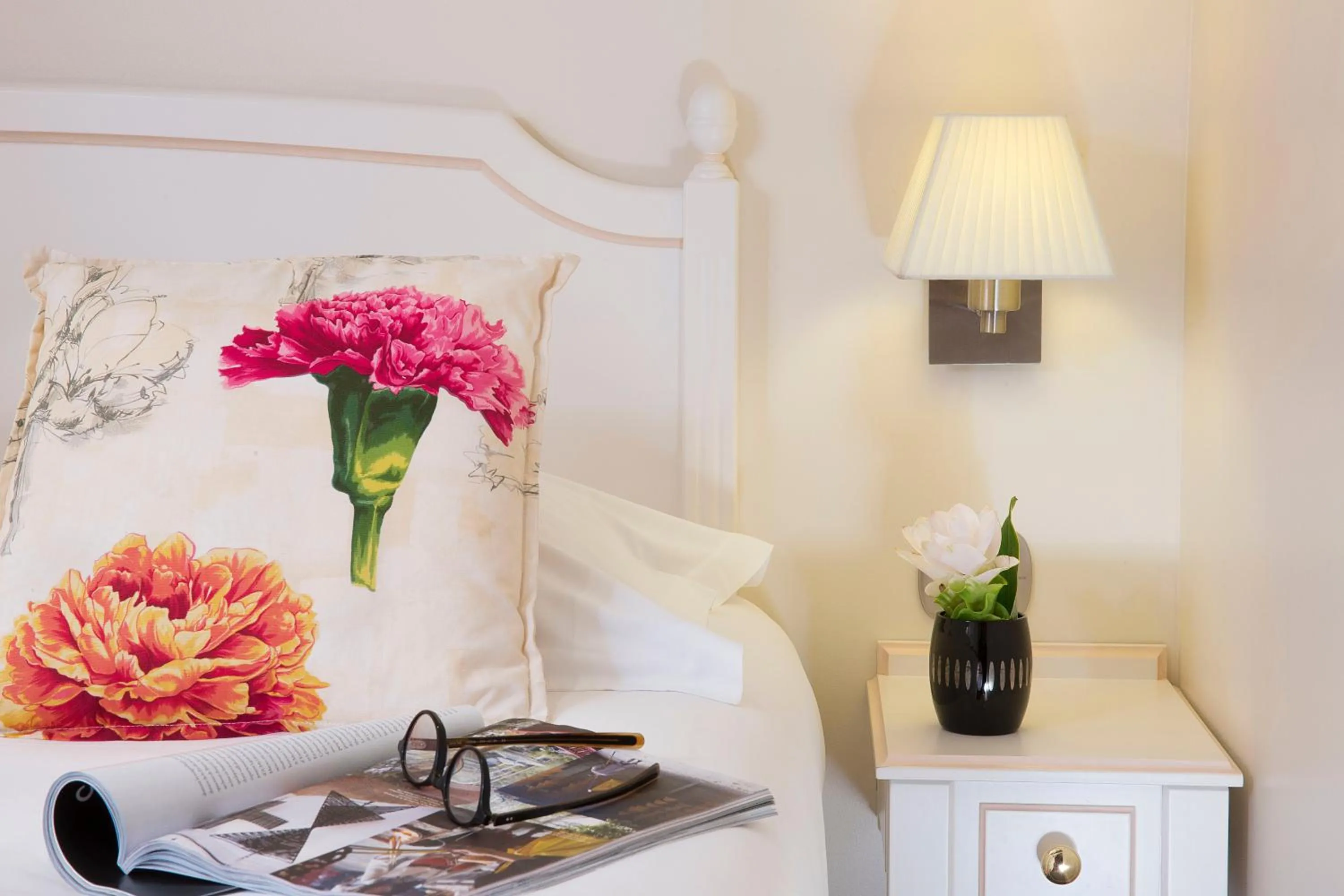 Decorative detail in Queen Mary Opera