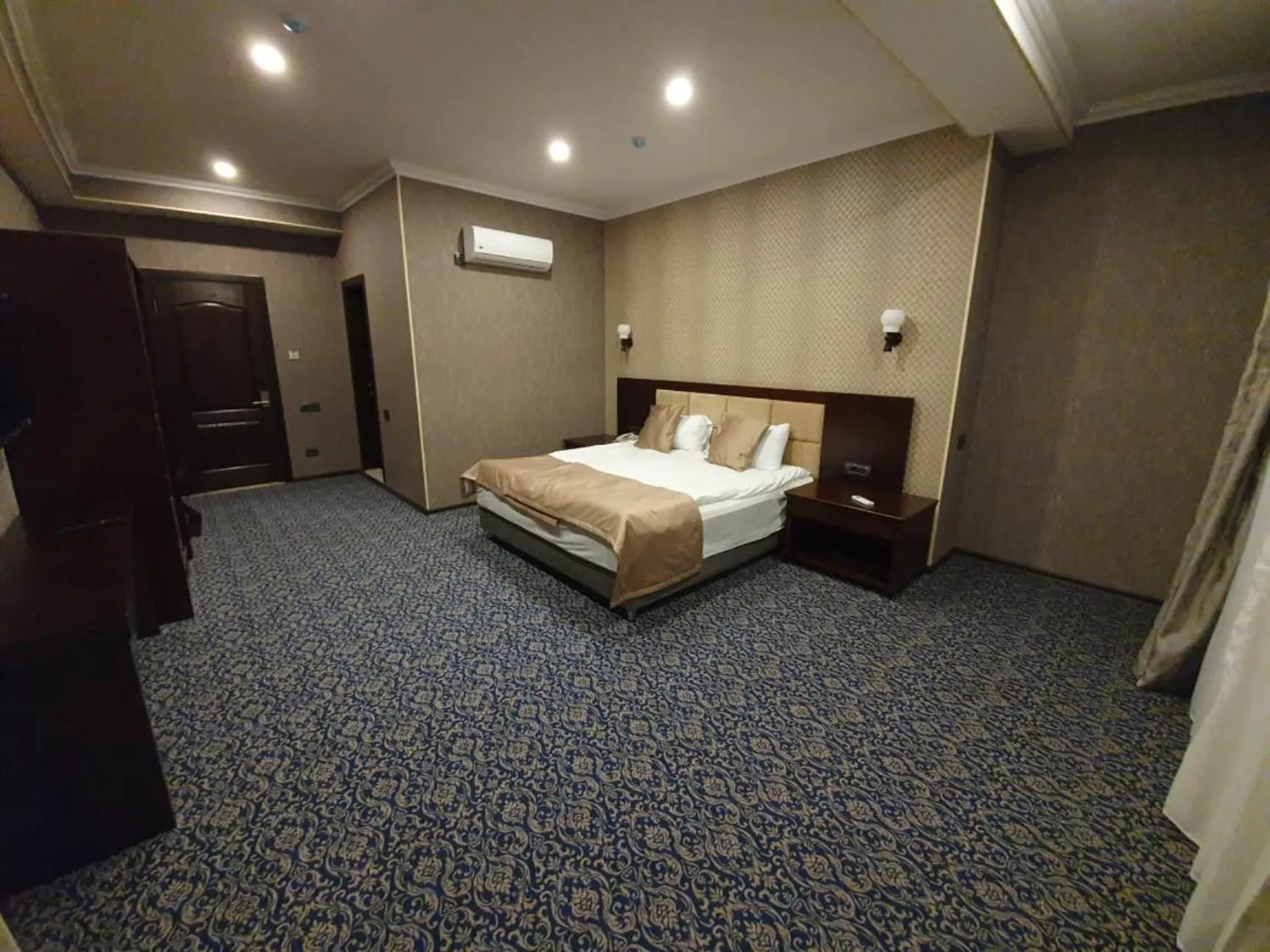 Bed in Ruma Qala Hotel