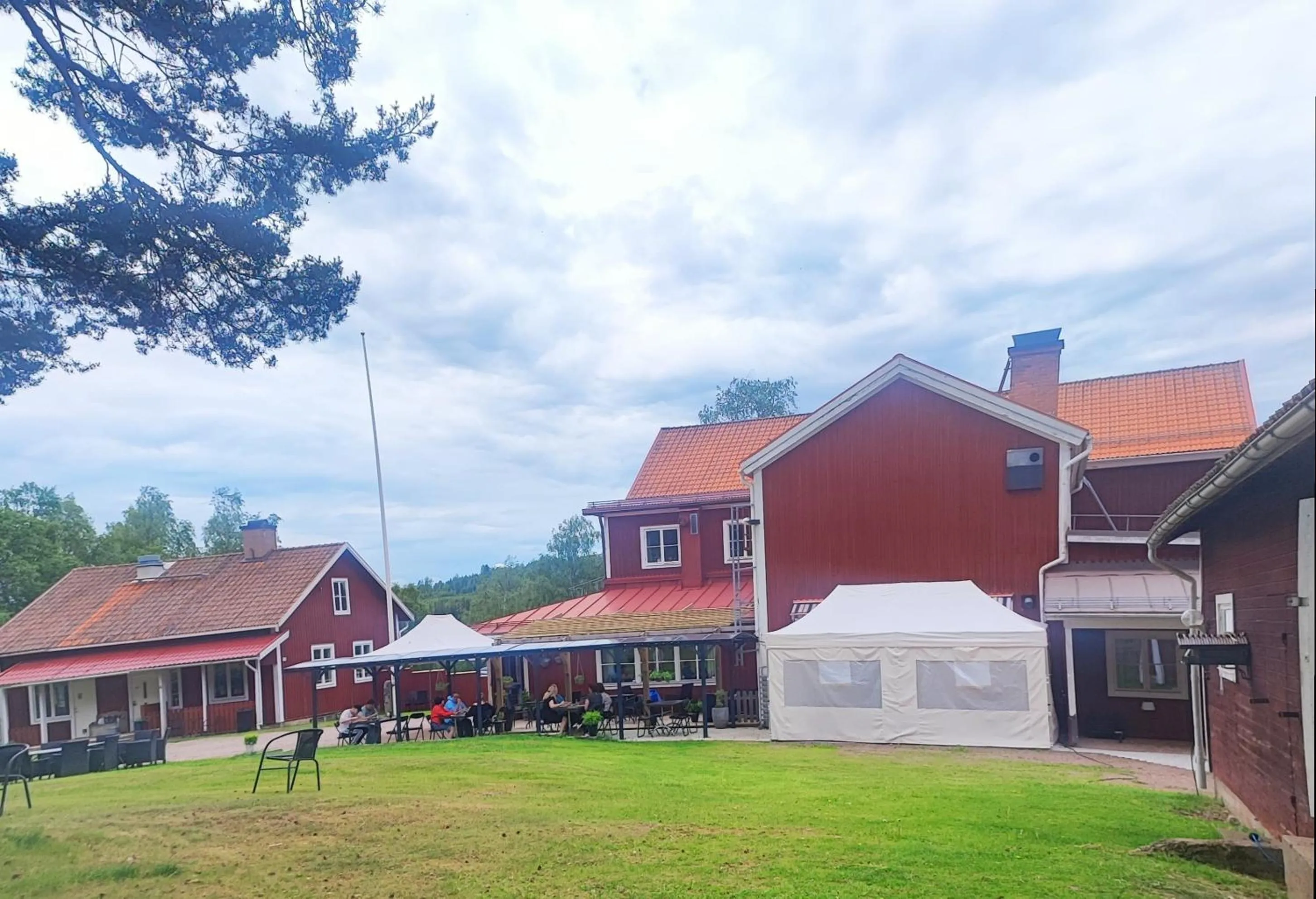 Sjugare Gård Bed & Breakfast