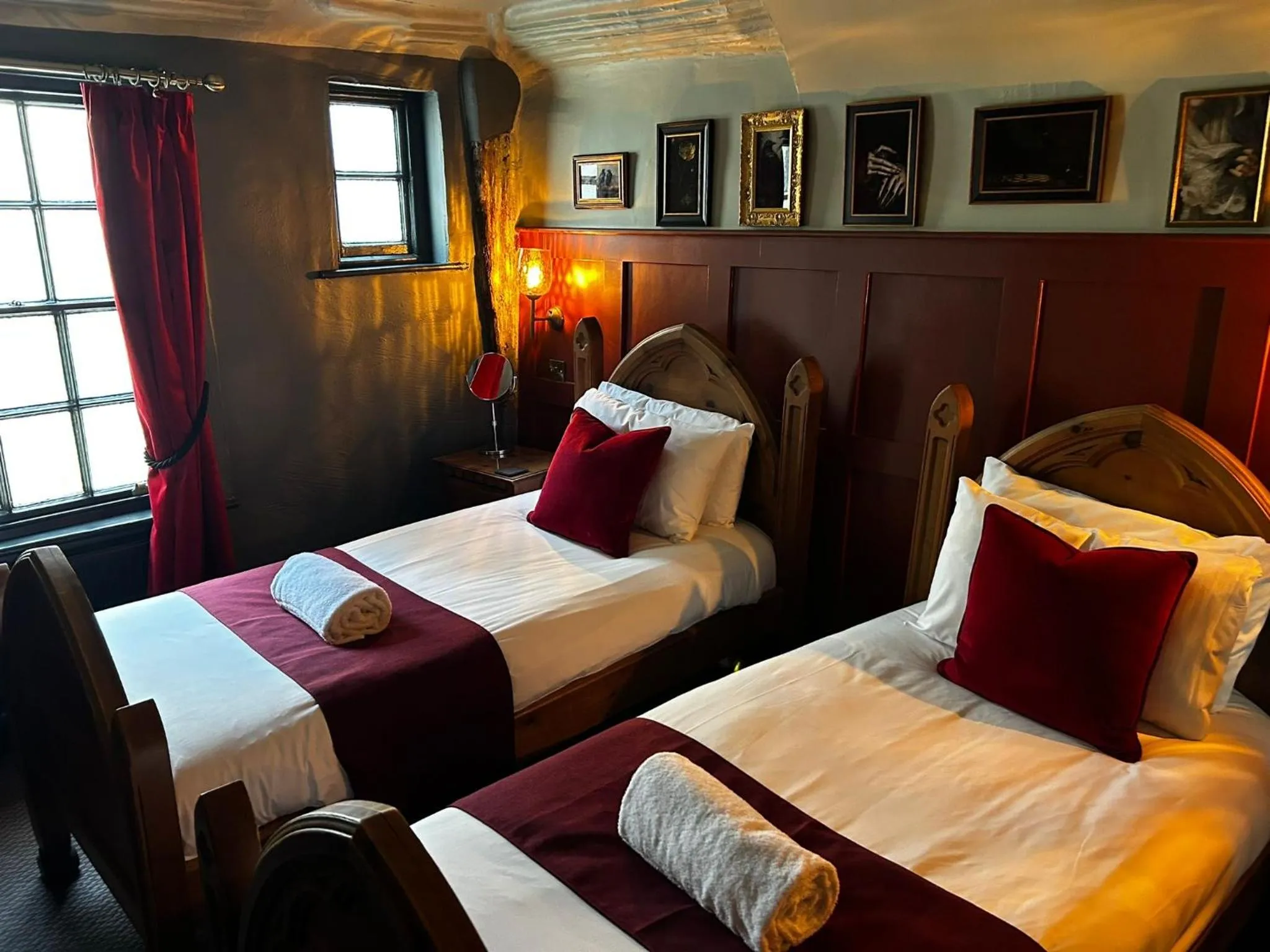 Bed in Golden Fleece York