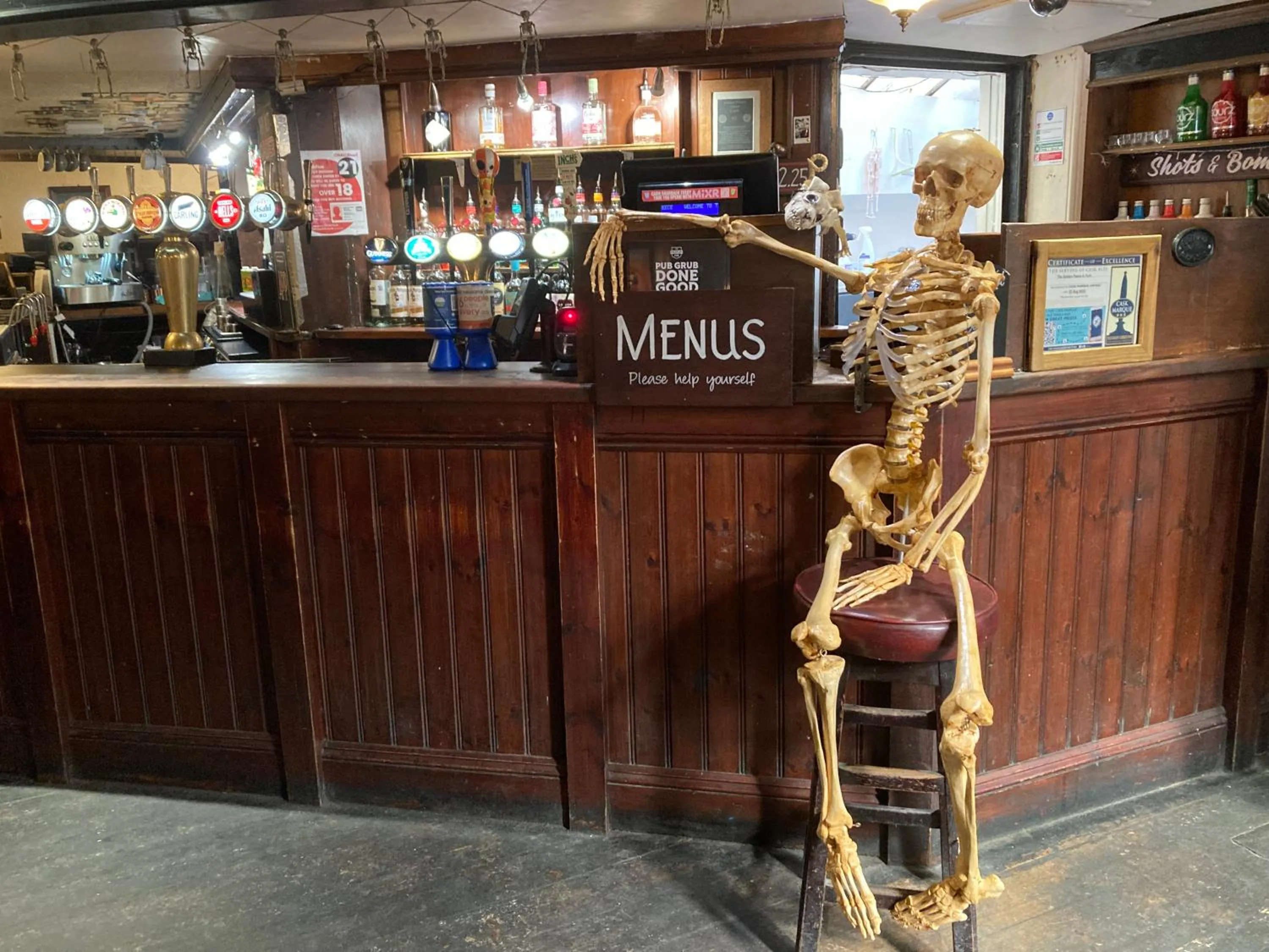 Restaurant/places to eat in Golden Fleece York