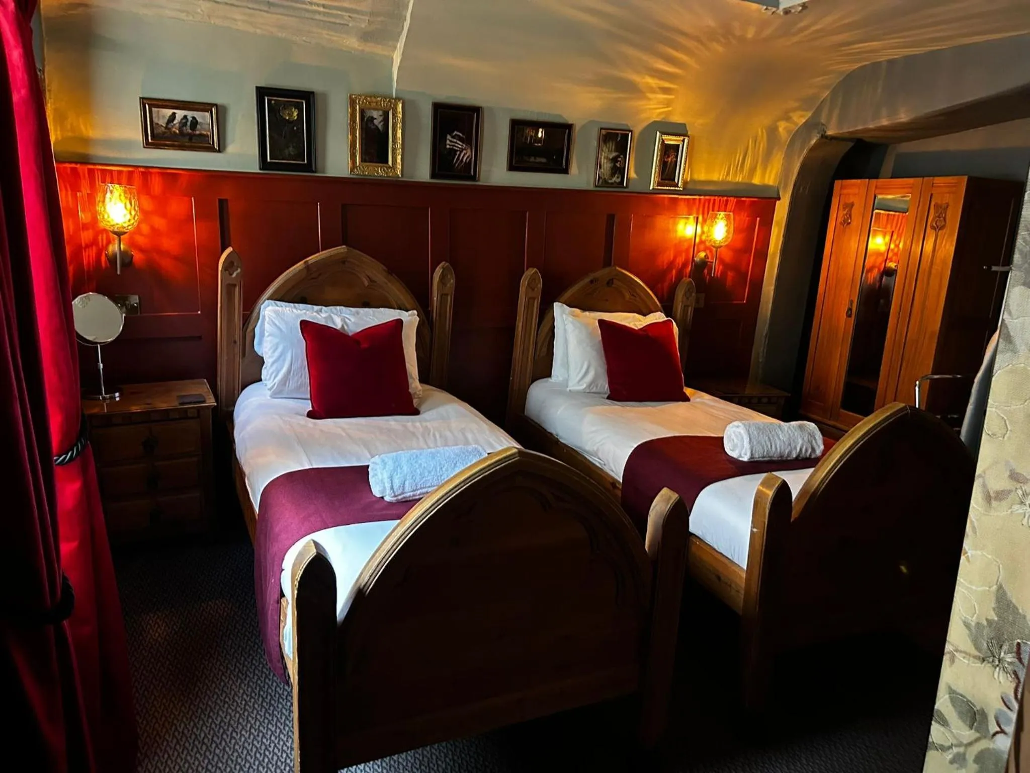 Bed in Golden Fleece York