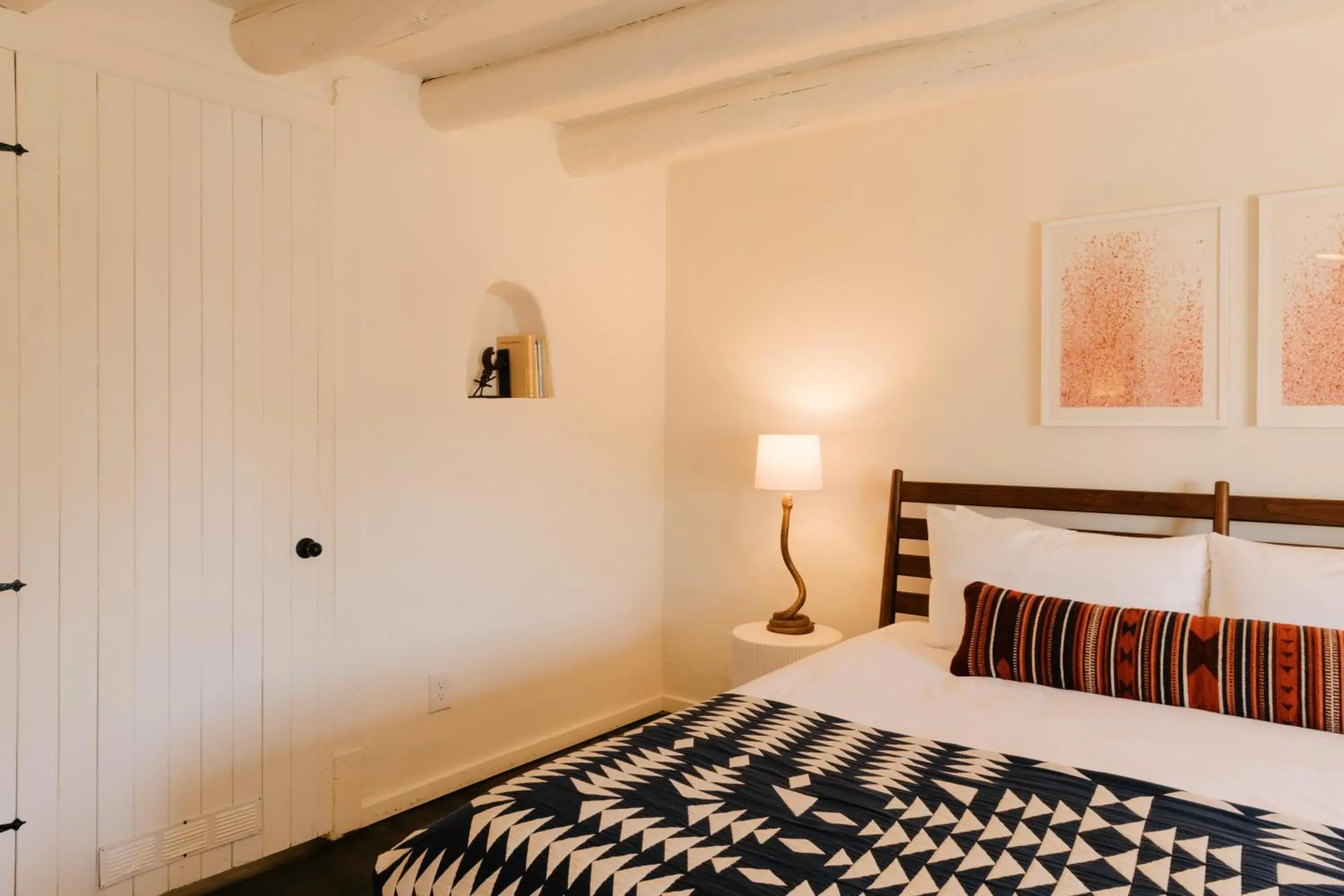 Bed in Pueblo Bonito Inn Bed in Pueblo Bonito Inn