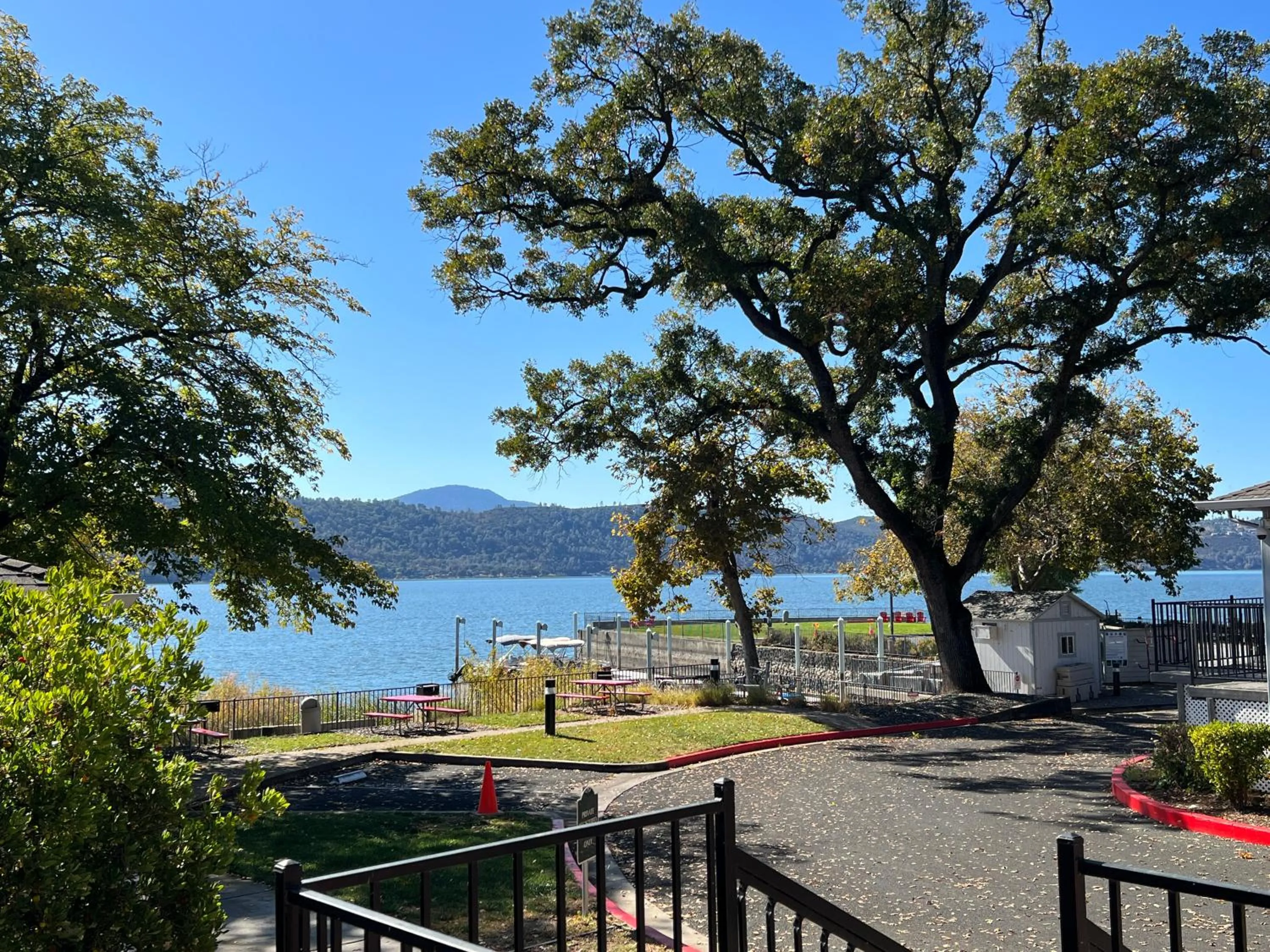 Patio in Clear Lake Cottages & Marina