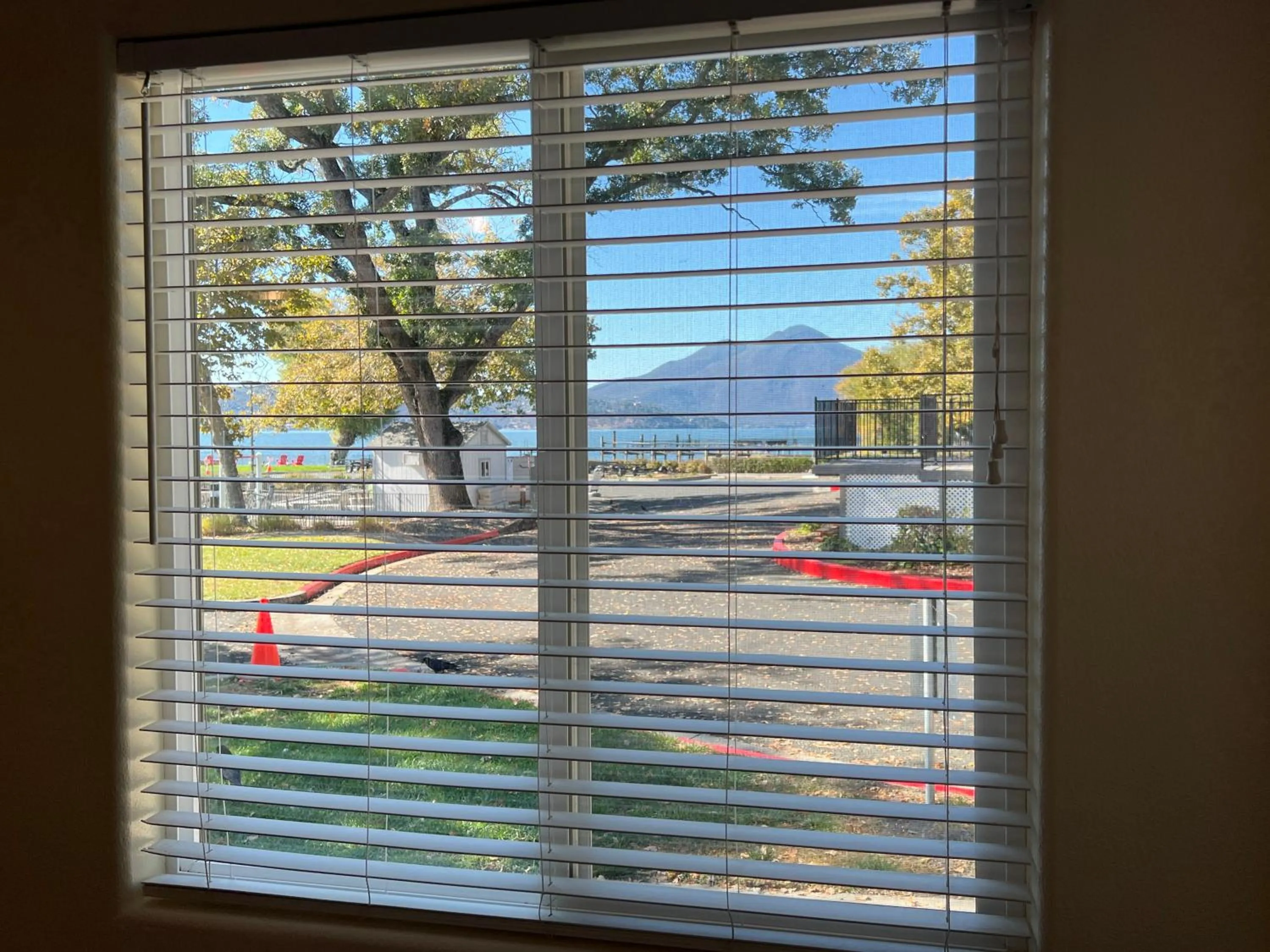 Clear Lake Cottages & Marina