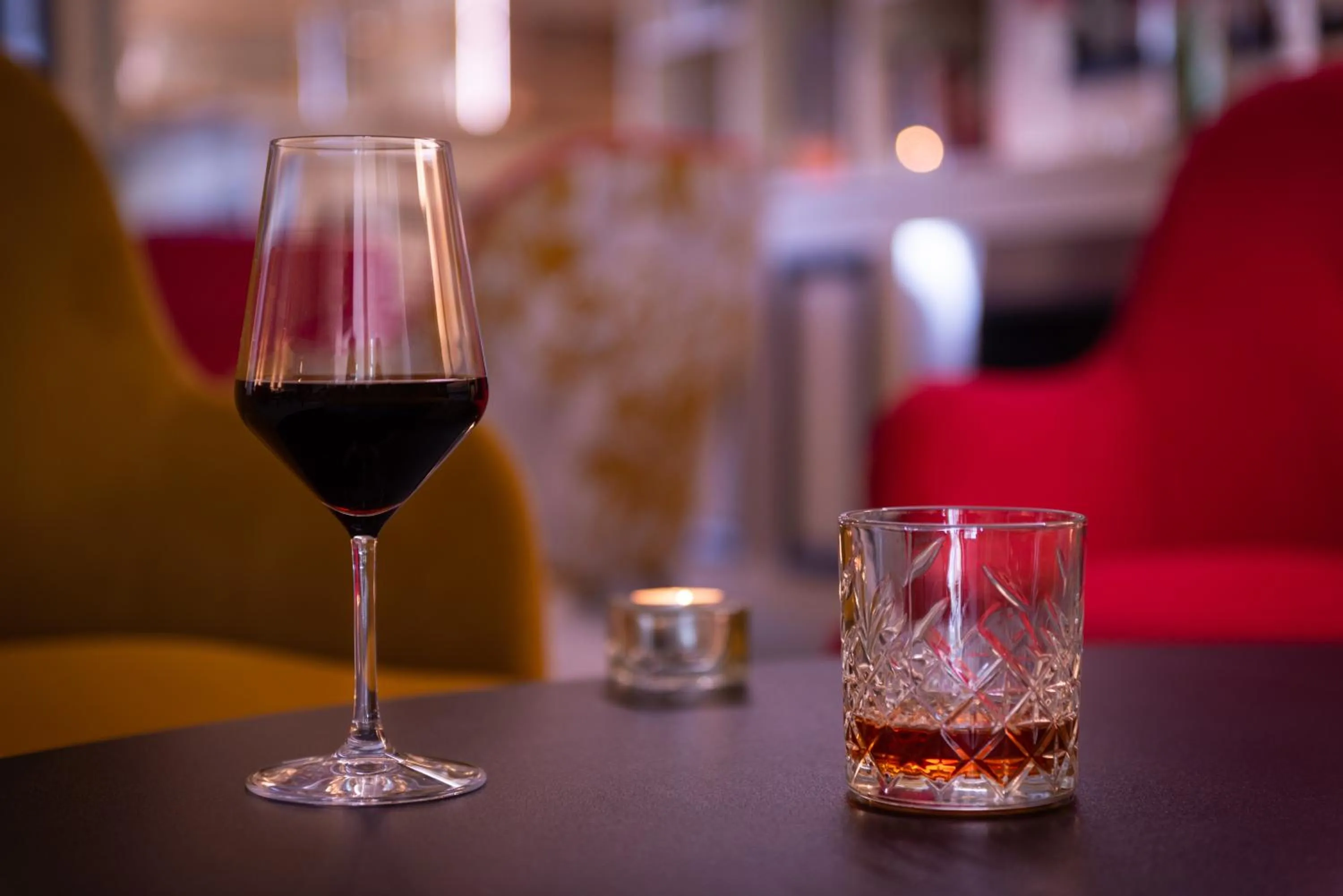 Restaurant/places to eat in Le M & Spa Bordeaux Aéroport by Hôtels & Préférence