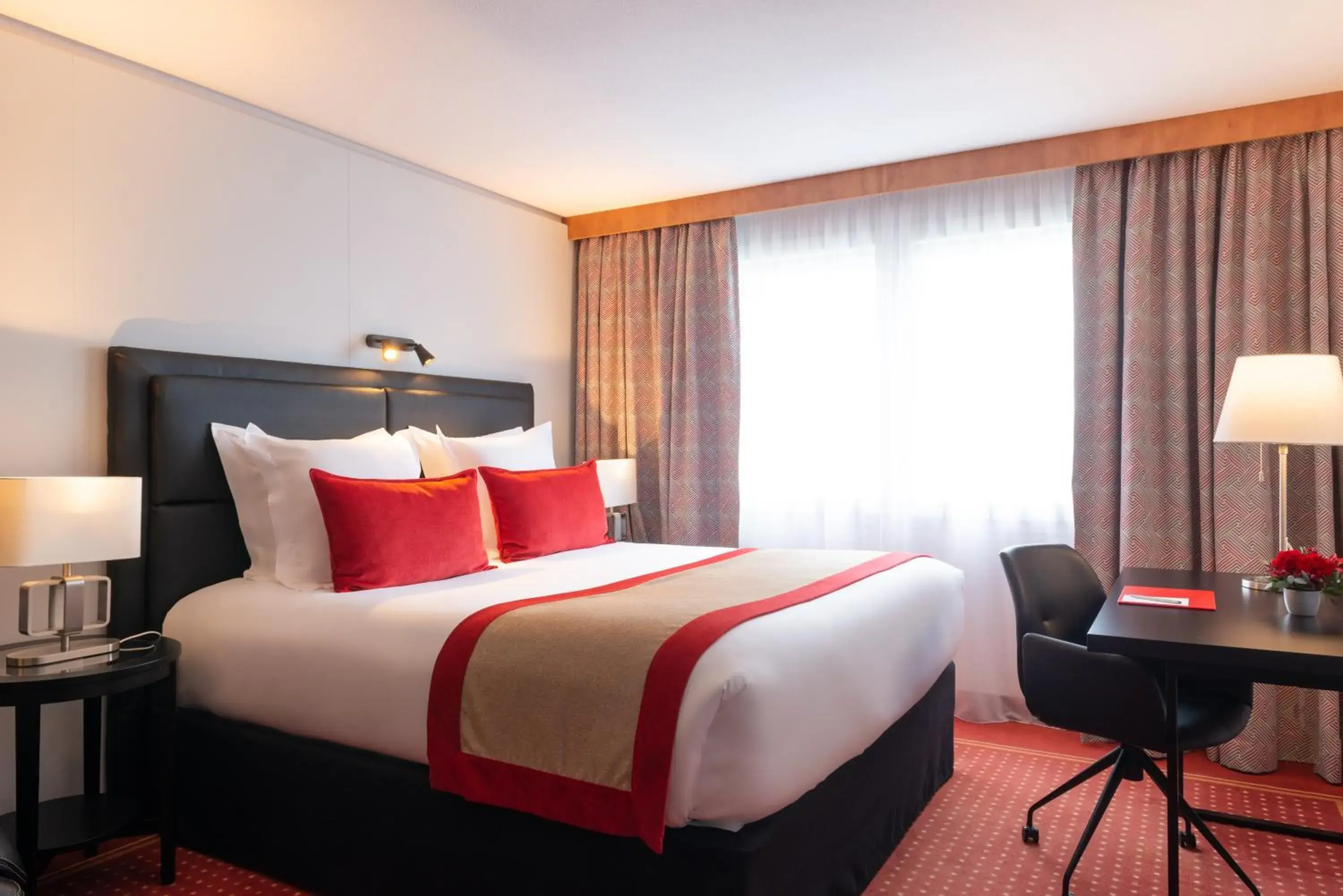 Bed in Le M & Spa Bordeaux Aéroport by Hôtels & Préférence Bed in Le M & Spa Bordeaux Aéroport by Hôtels & Préférence