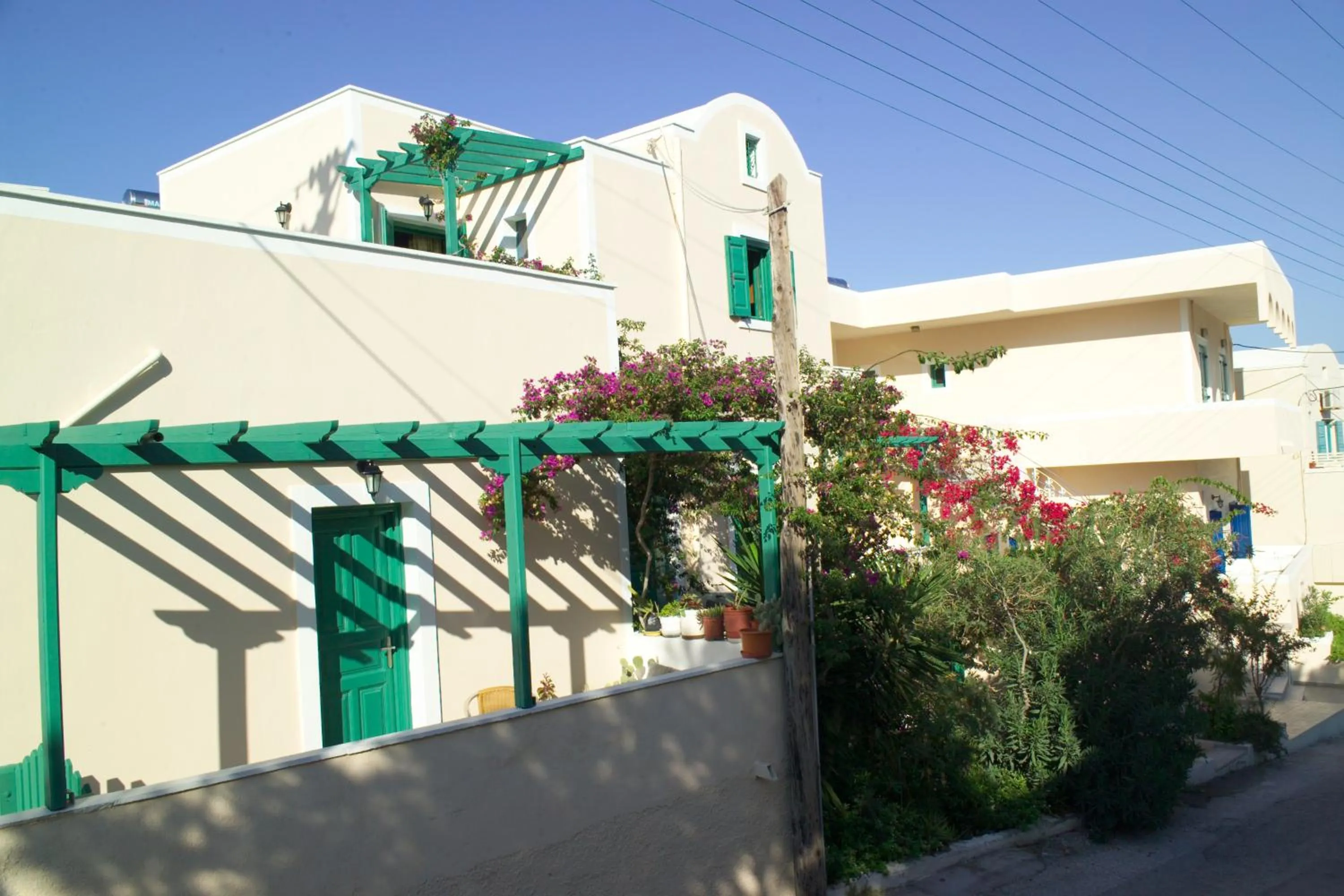 Property building in Santa Magia