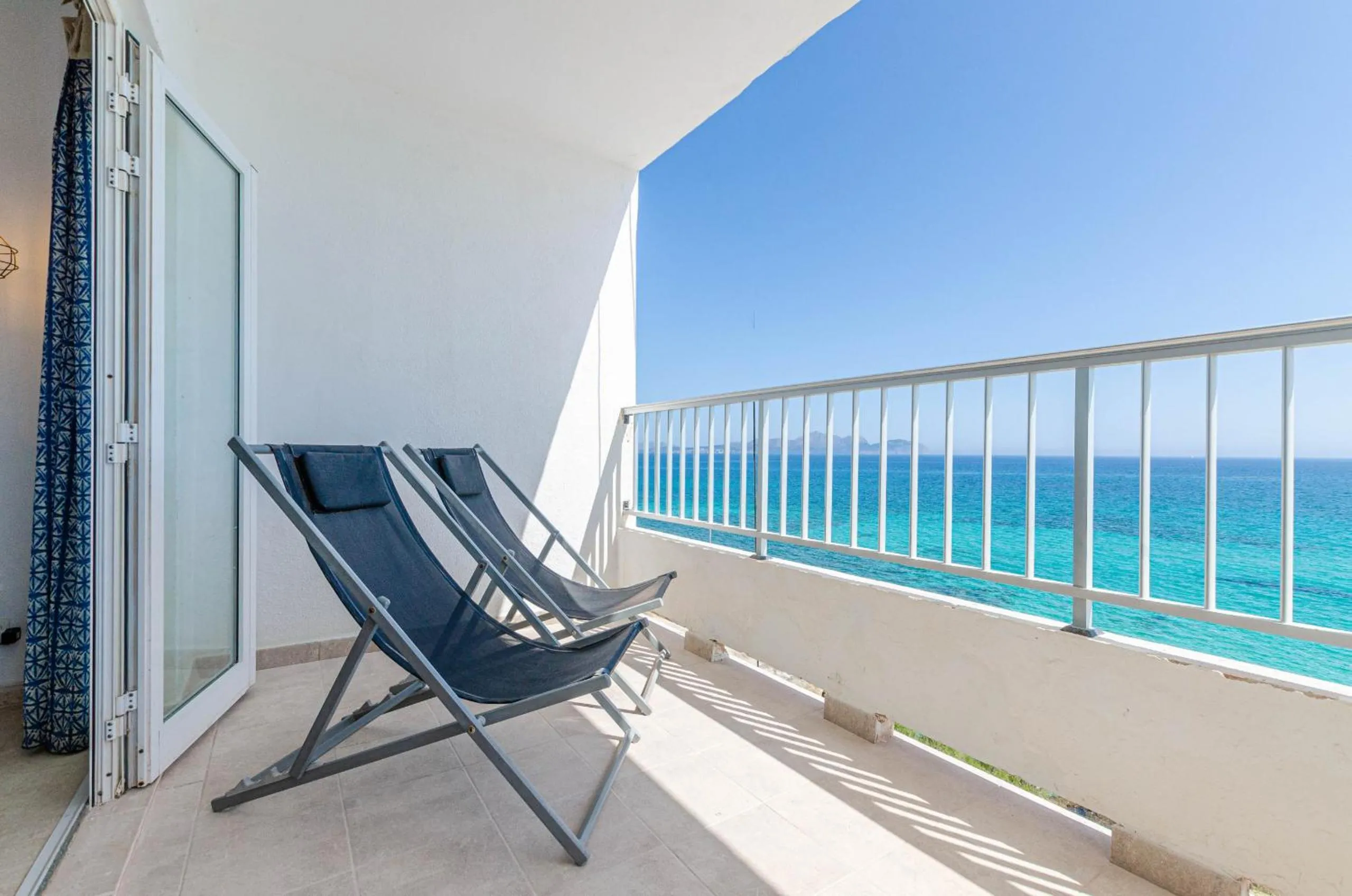 Balcony/Terrace in YourHouse Ocean