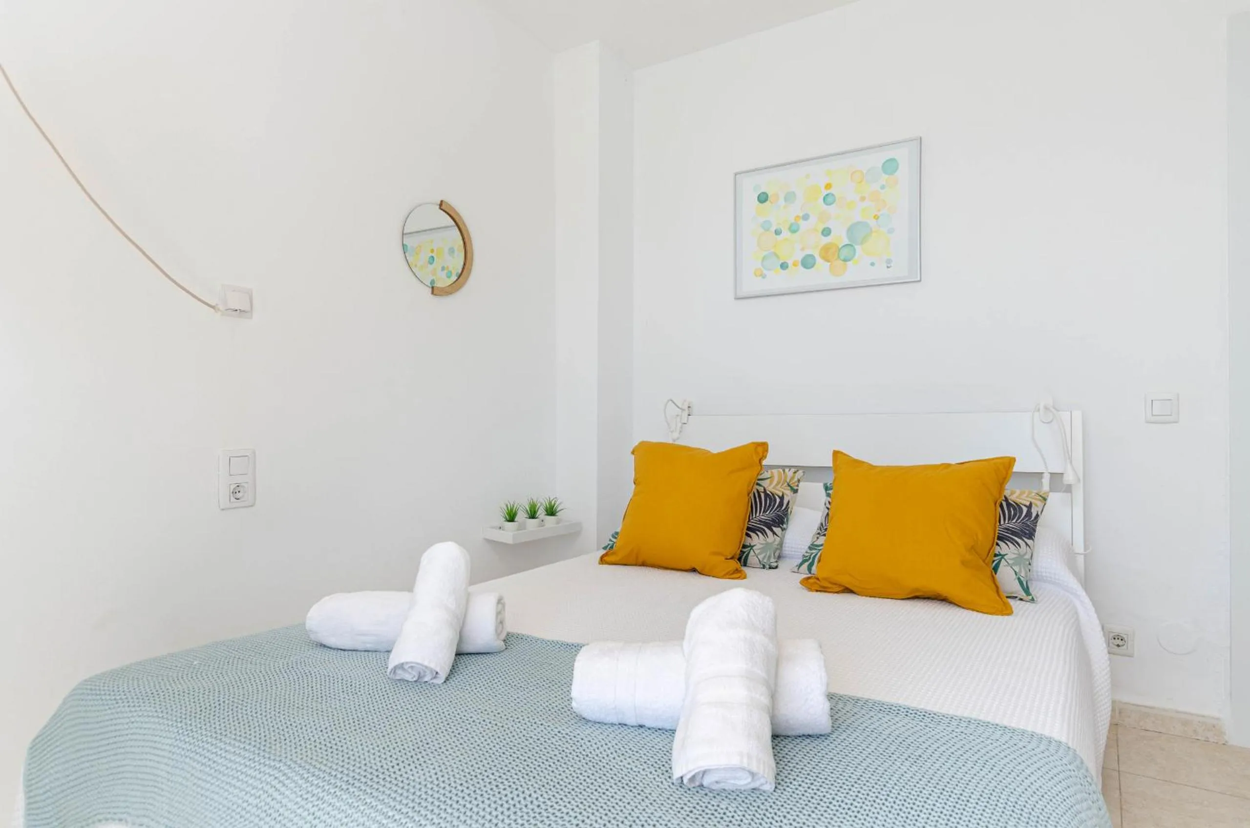 Bed in YourHouse Ocean