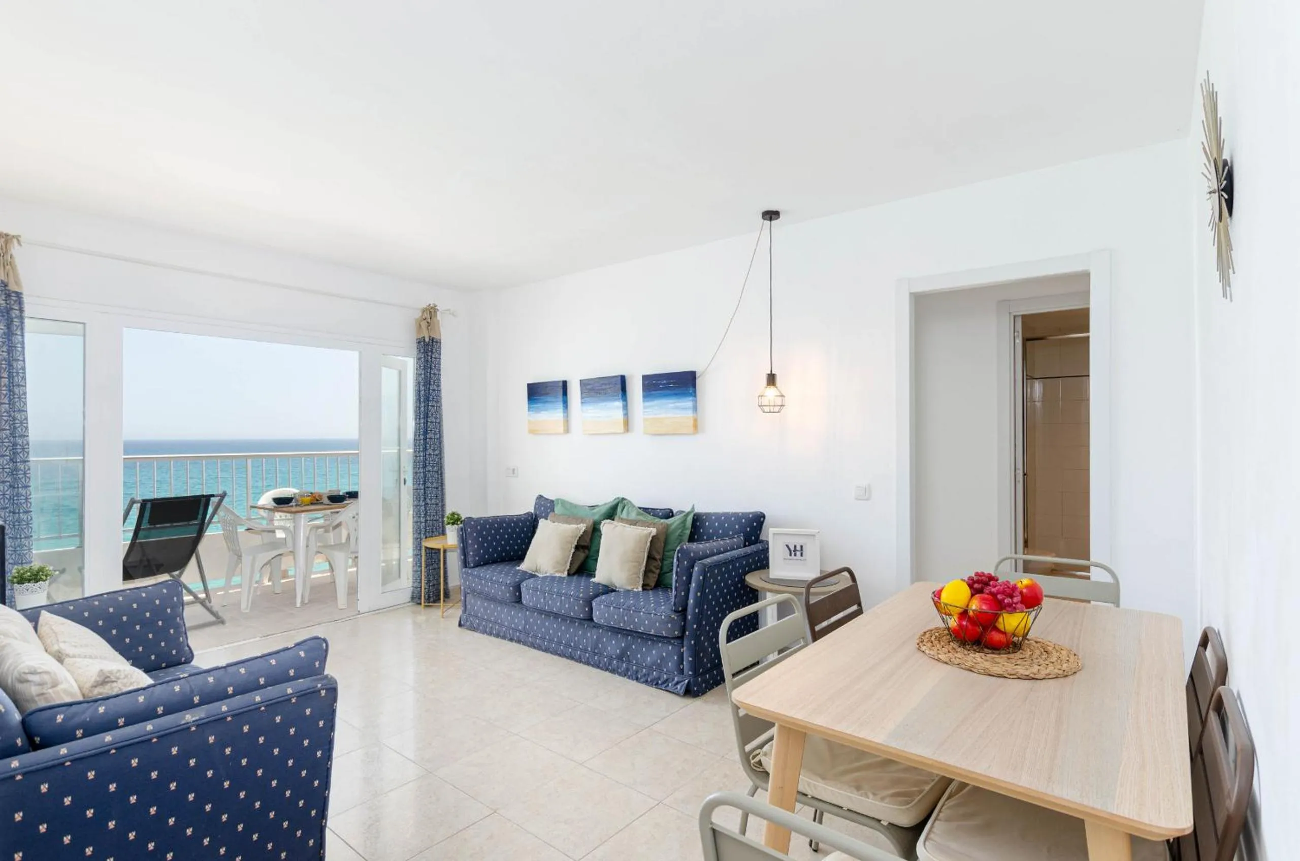 Dining area in YourHouse Ocean