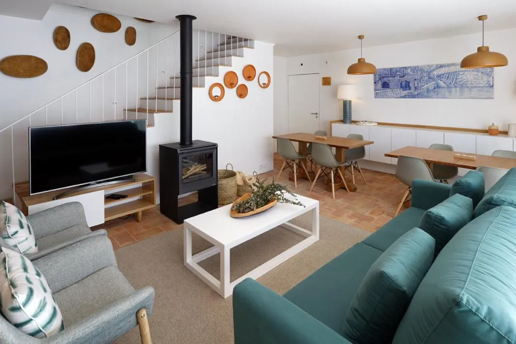 Communal lounge/ TV room in Alte Tradition Guest House