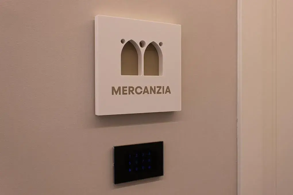 Deluxe Double or Twin Room with Private Bathroom in Galliera Residence B&B Deluxe Double or Twin Room with Private Bathroom in Galliera Residence B&B