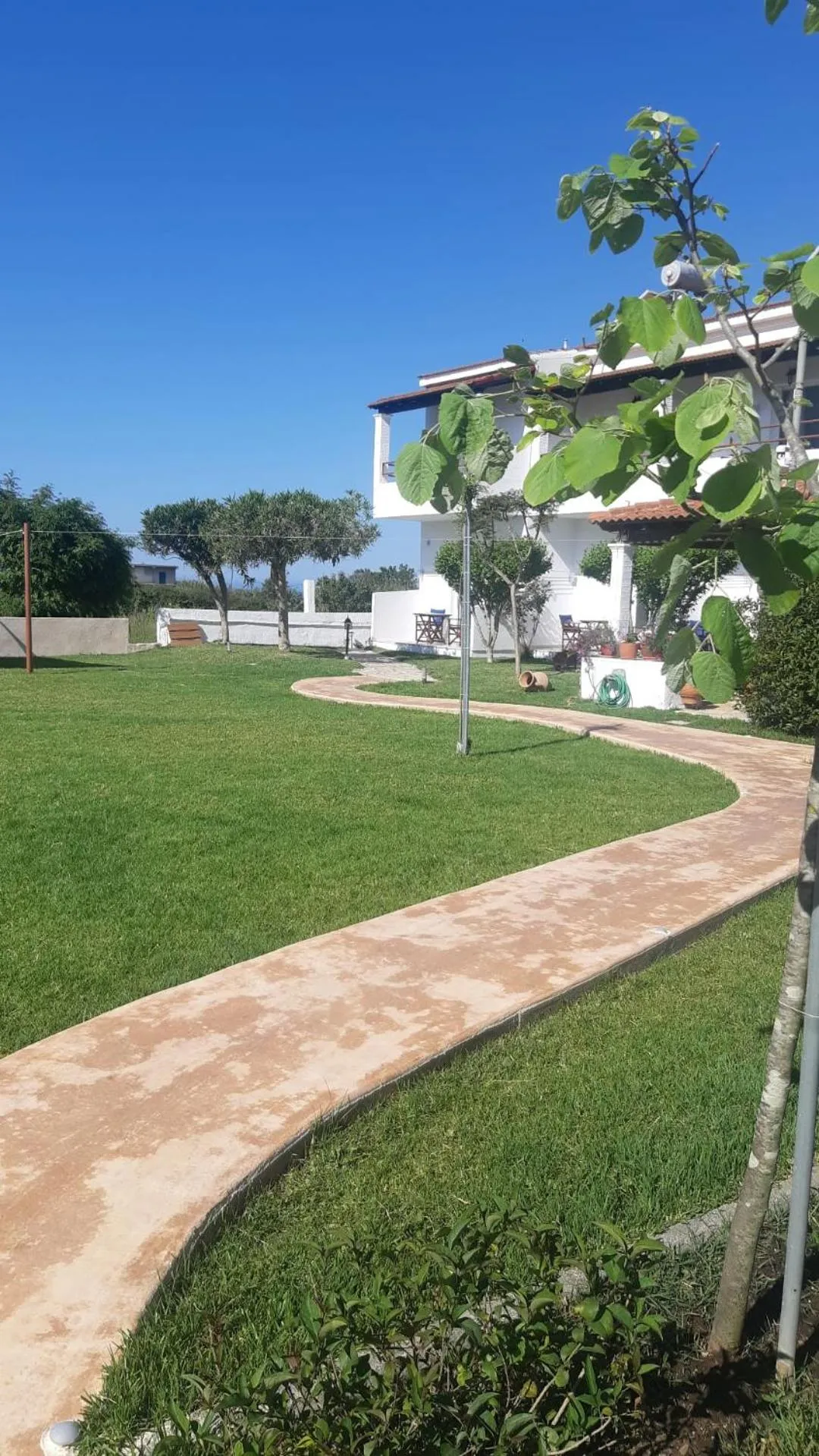 Garden in Voula Accommodation