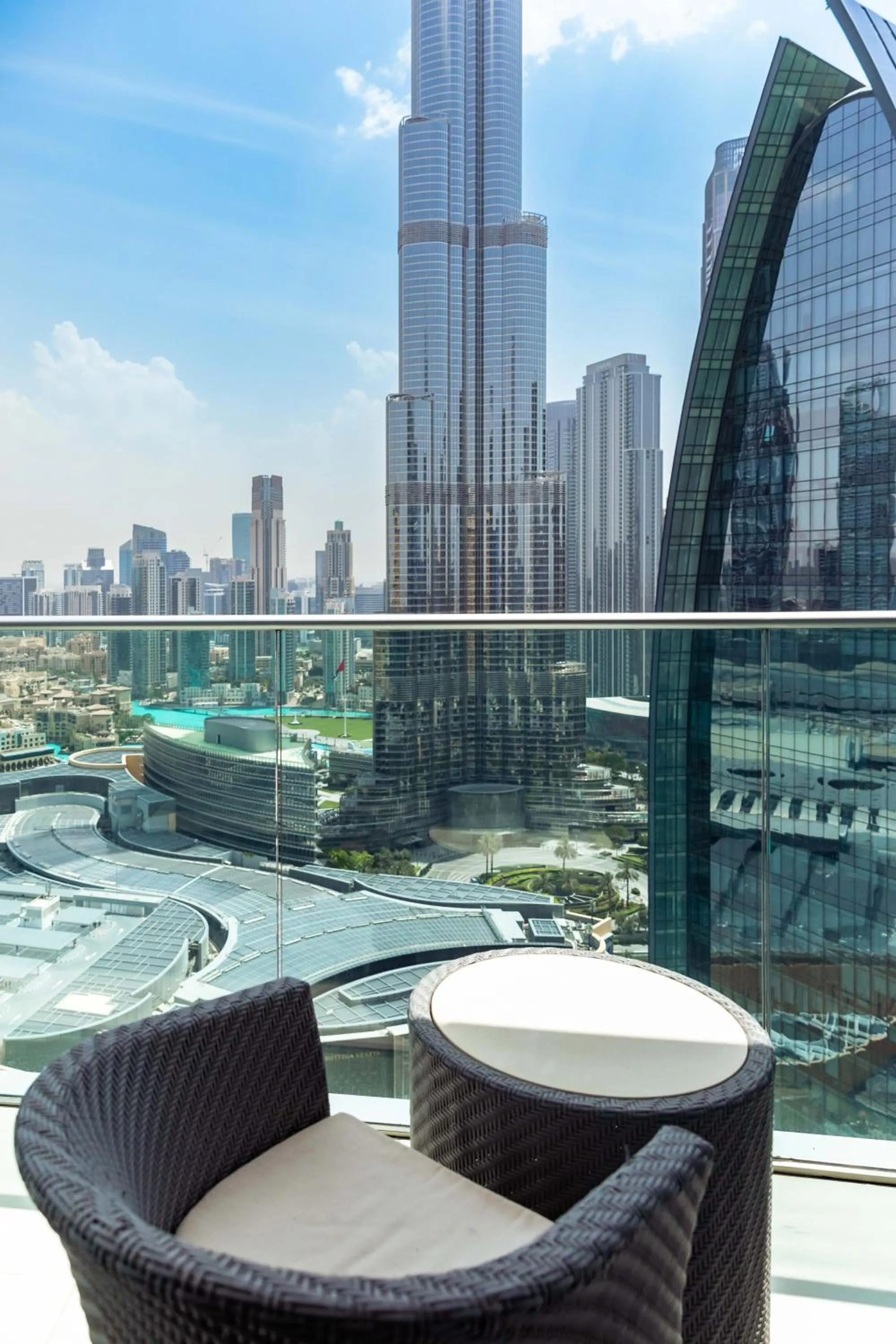 Amazing 2 bedroom with full burj view