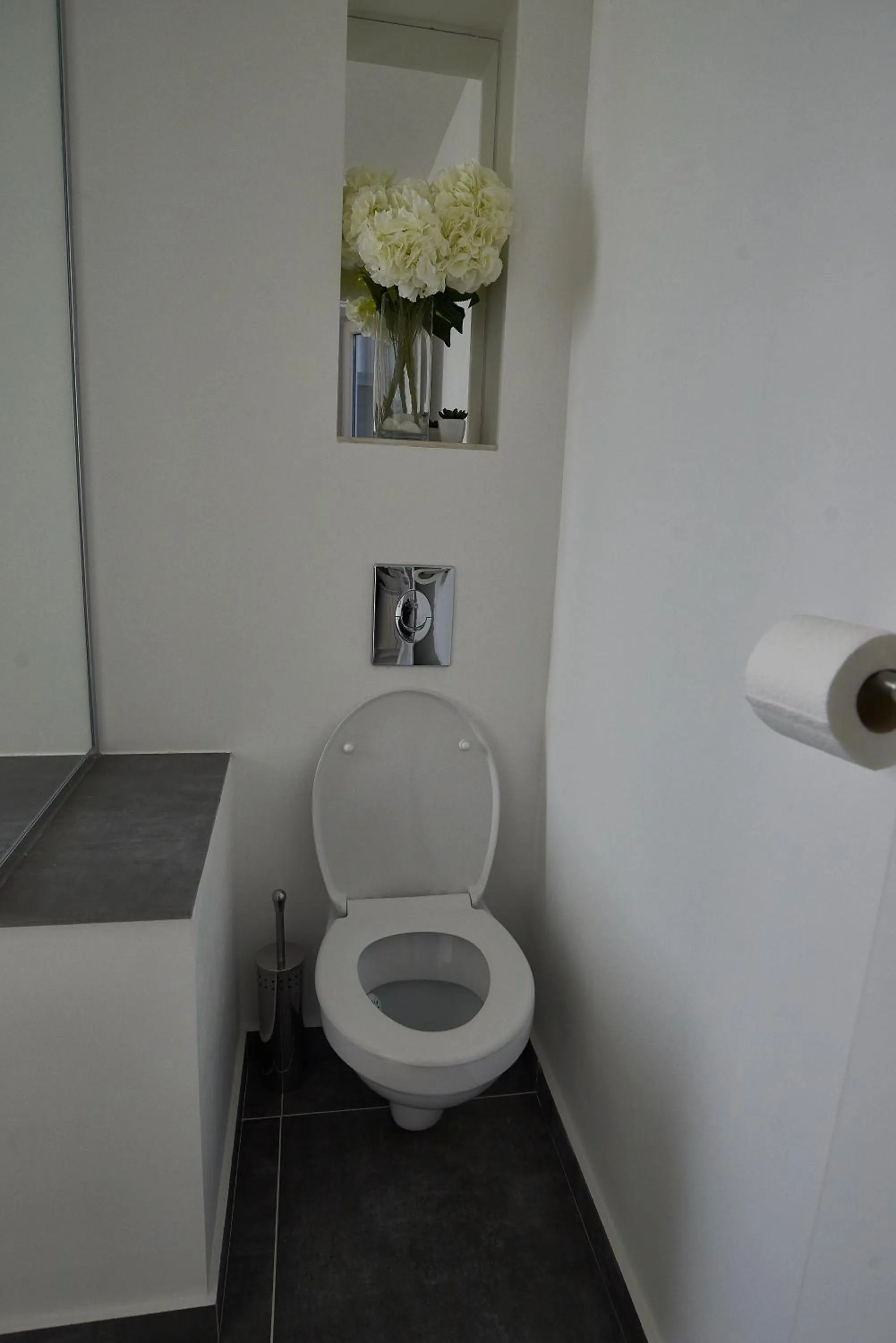 Toilet in Metropole Apartments Old Town