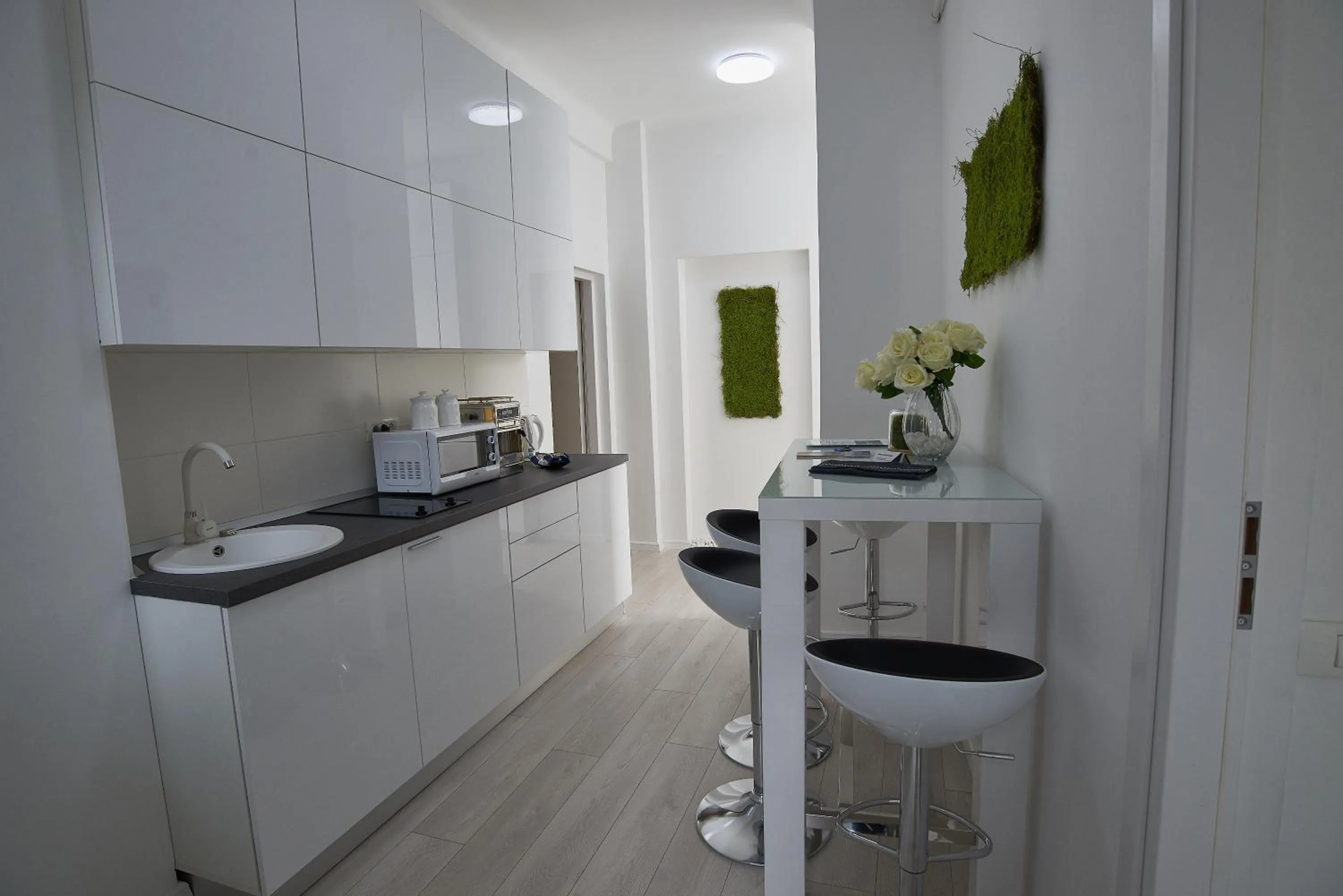 Coffee/tea facilities in Metropole Apartments Old Town