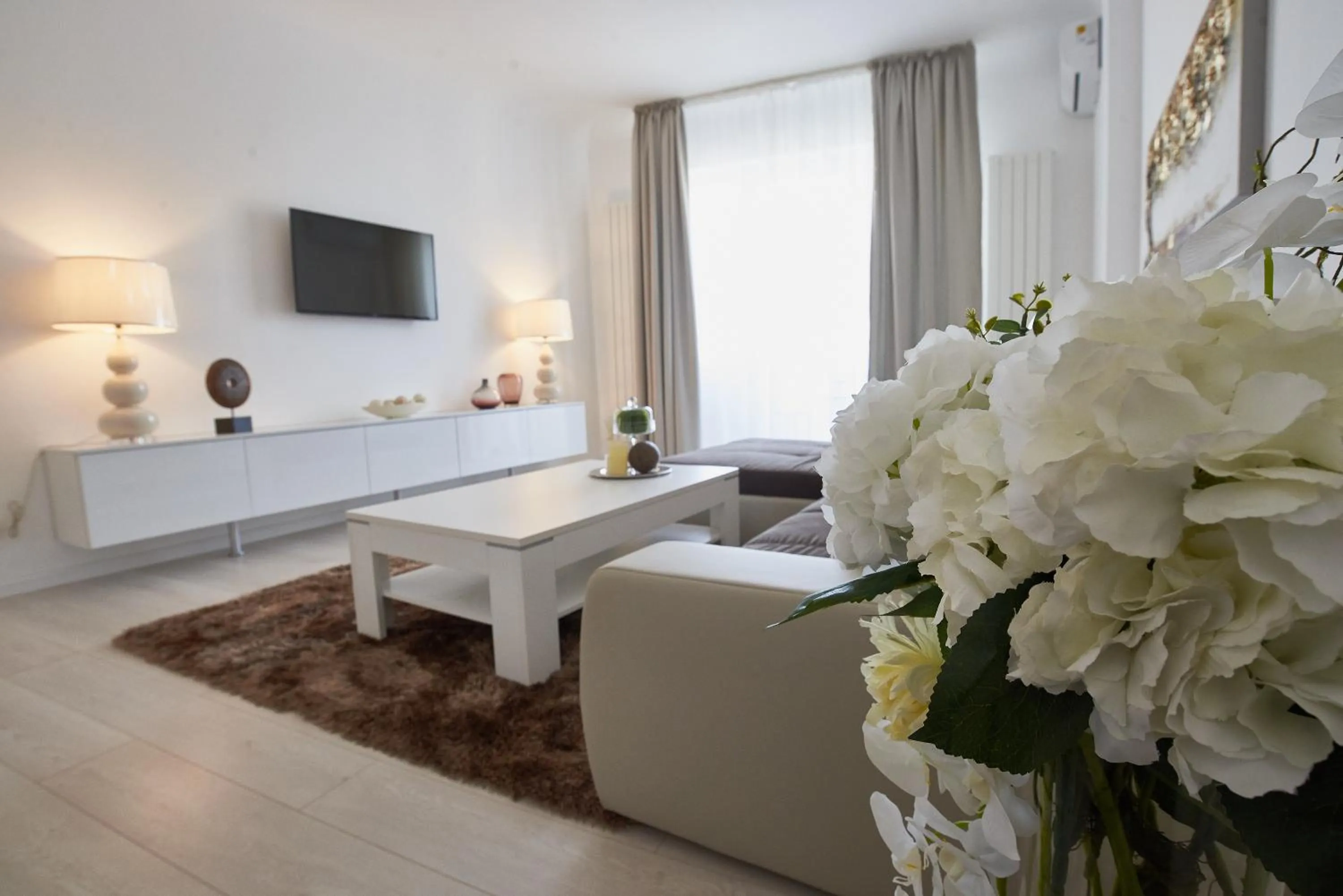 Living room in Metropole Apartments Old Town