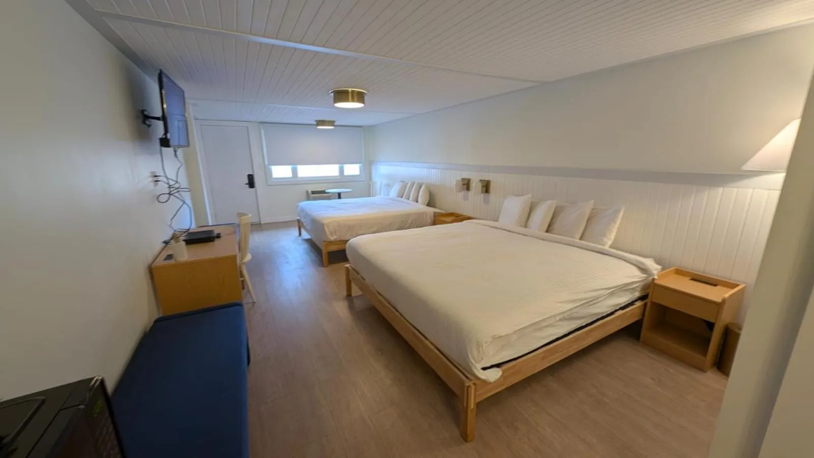 Bed in Maple Leaf Inn Lake Placid