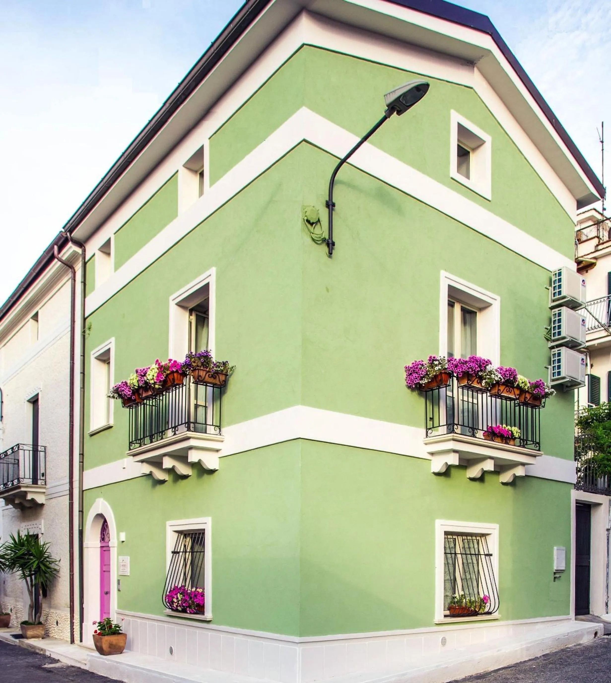 Property building in B&B La Mia Valigia