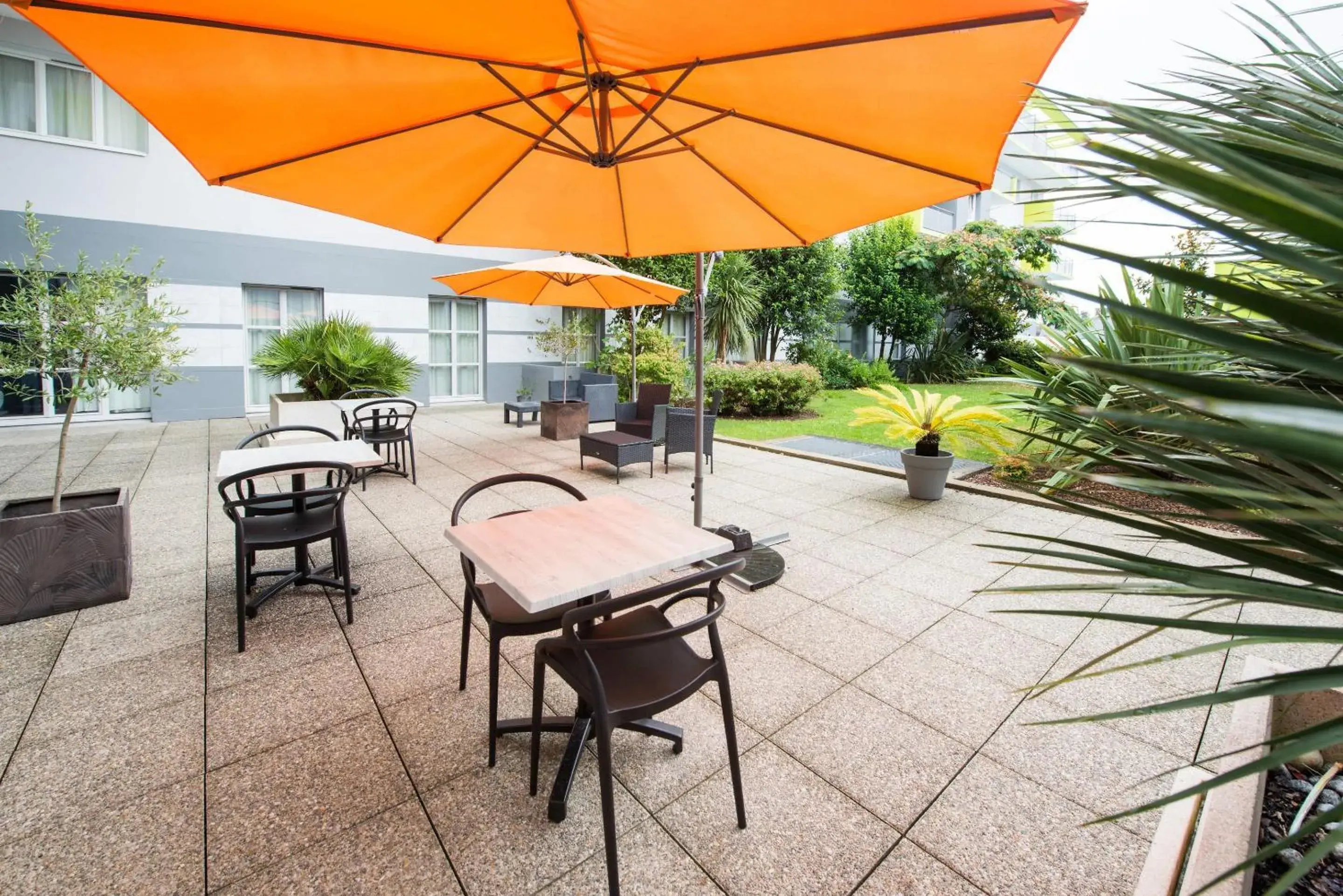 Breakfast in Comfort Aparthotel Saint-Nazaire Les Portes de l Ocean Breakfast in Comfort Aparthotel Saint-Nazaire Les Portes de l Ocean