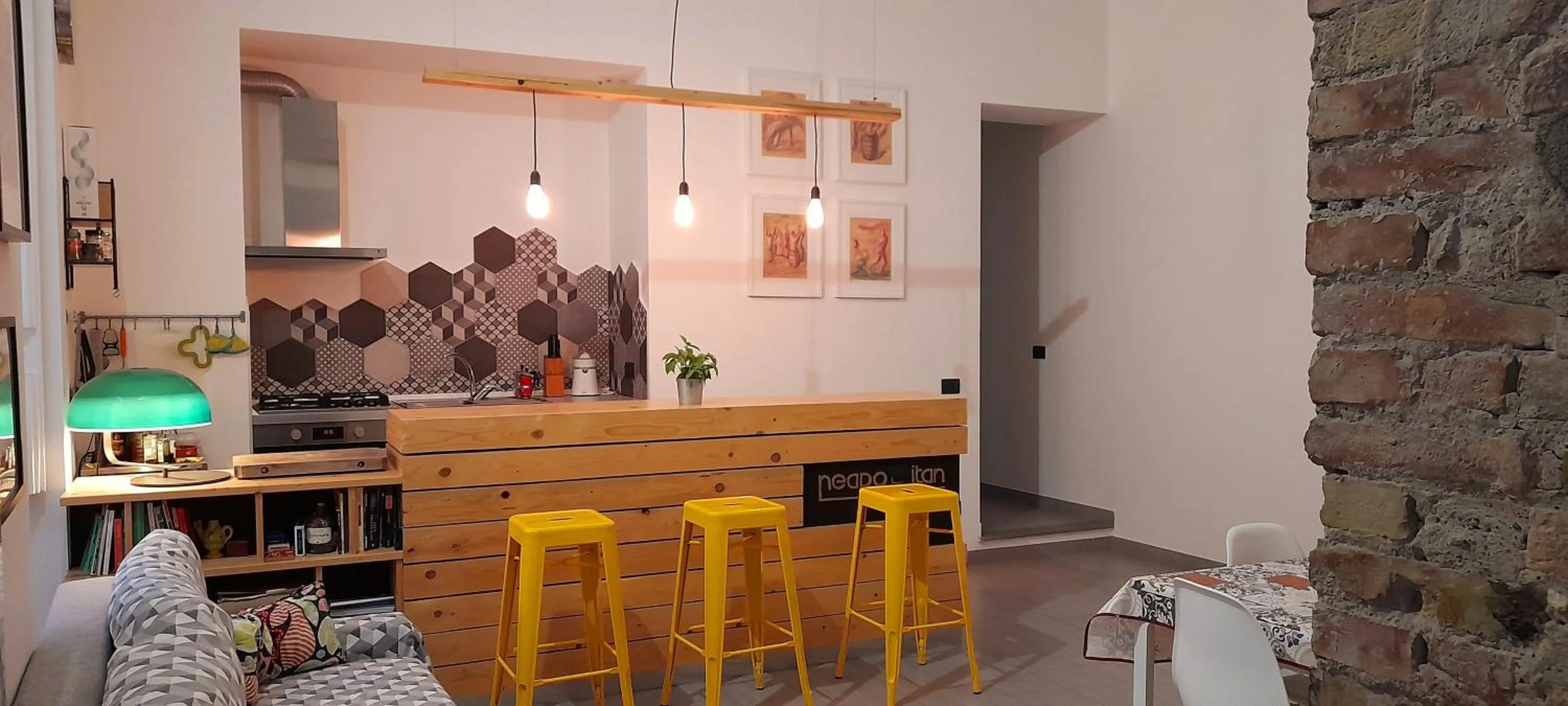 Neapolitan Flat 2 0 B&B