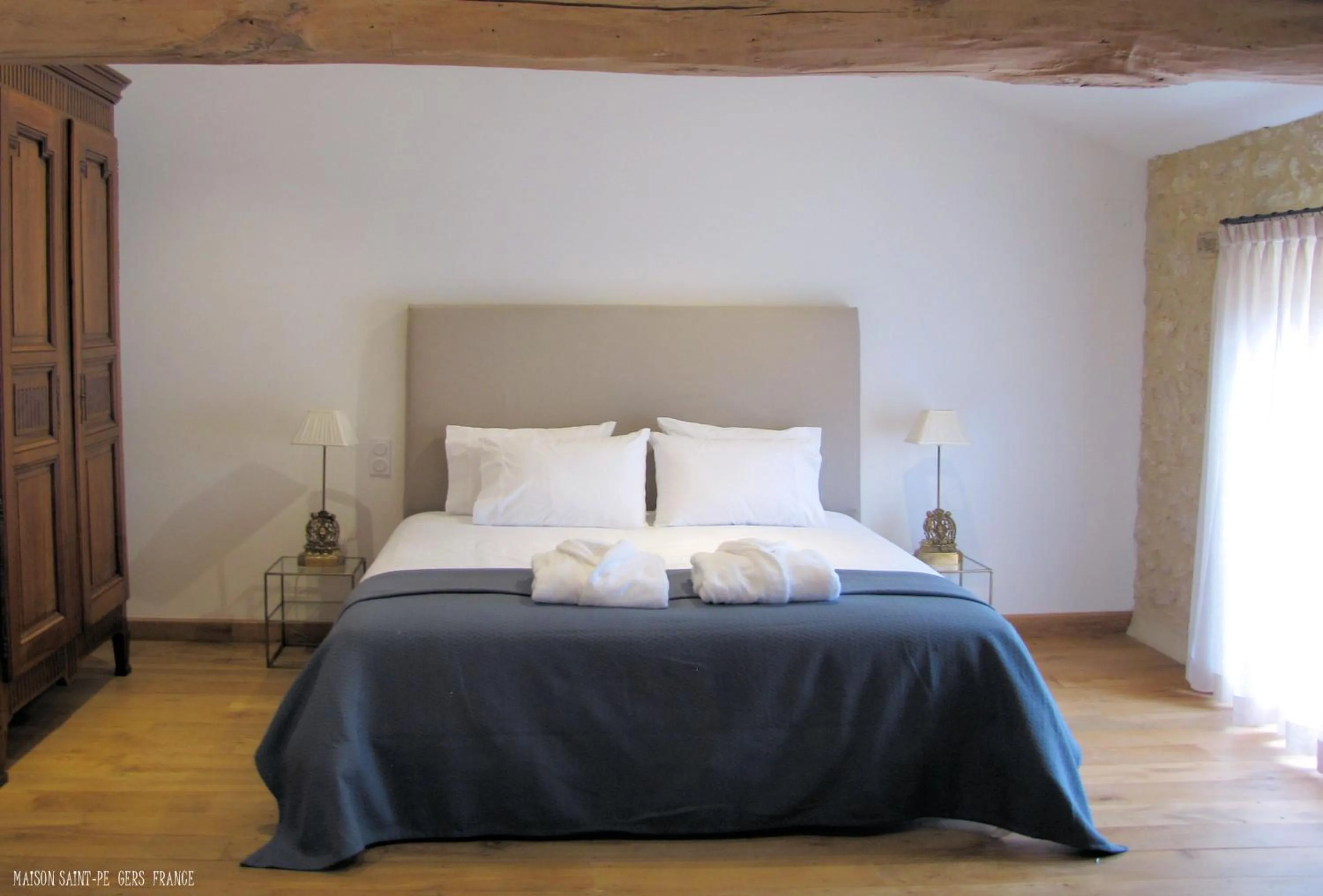 Bed in Maison Saint-Pé (Gers)