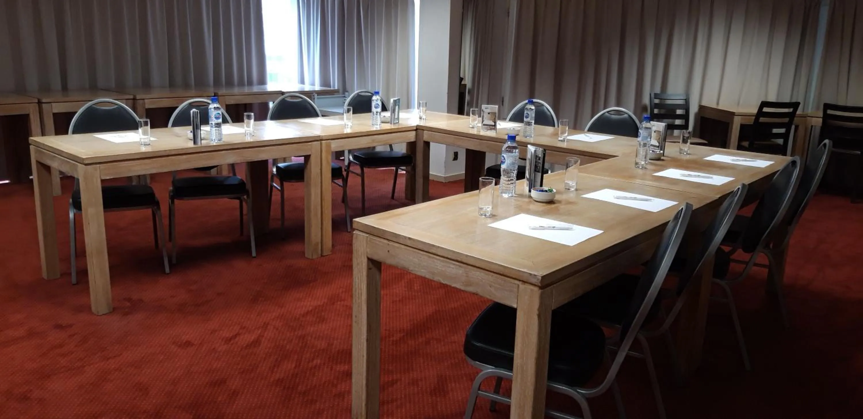 Meeting/conference room in Brit Hotel Tours Sud – Le Cheops