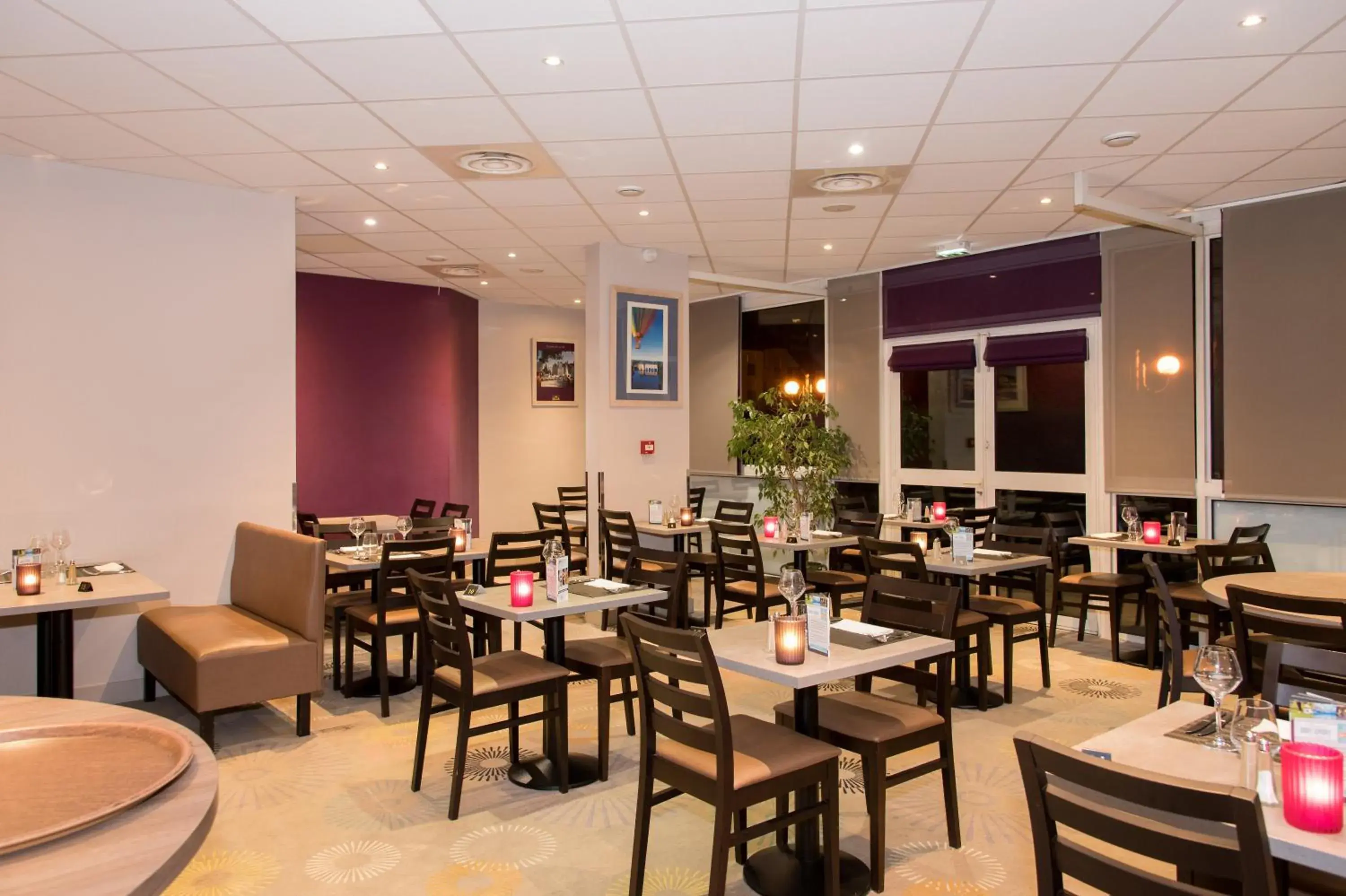 Restaurant/places to eat in Brit Hotel Tours Sud – Le Cheops Restaurant/places to eat in Brit Hotel Tours Sud – Le Cheops