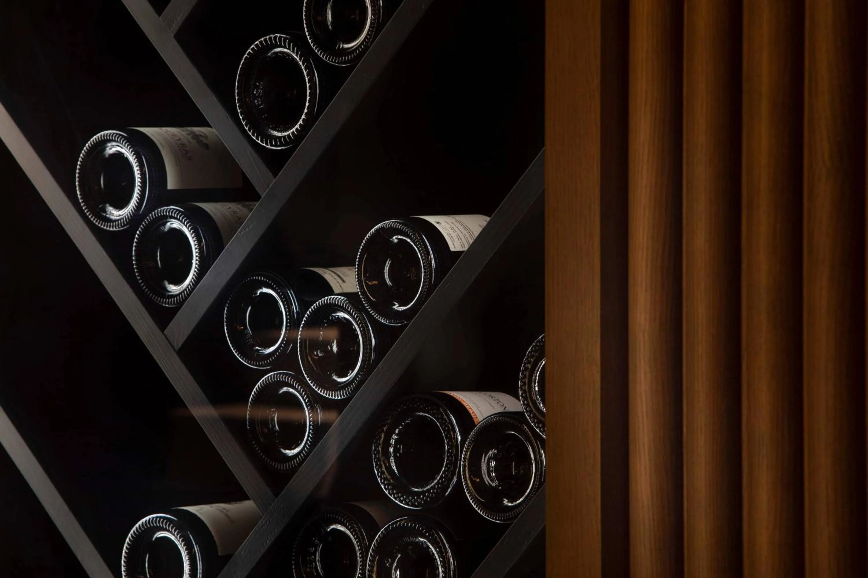 Lounge or bar in Maison Rouge Strasbourg Hotel & Spa, Autograph Collection