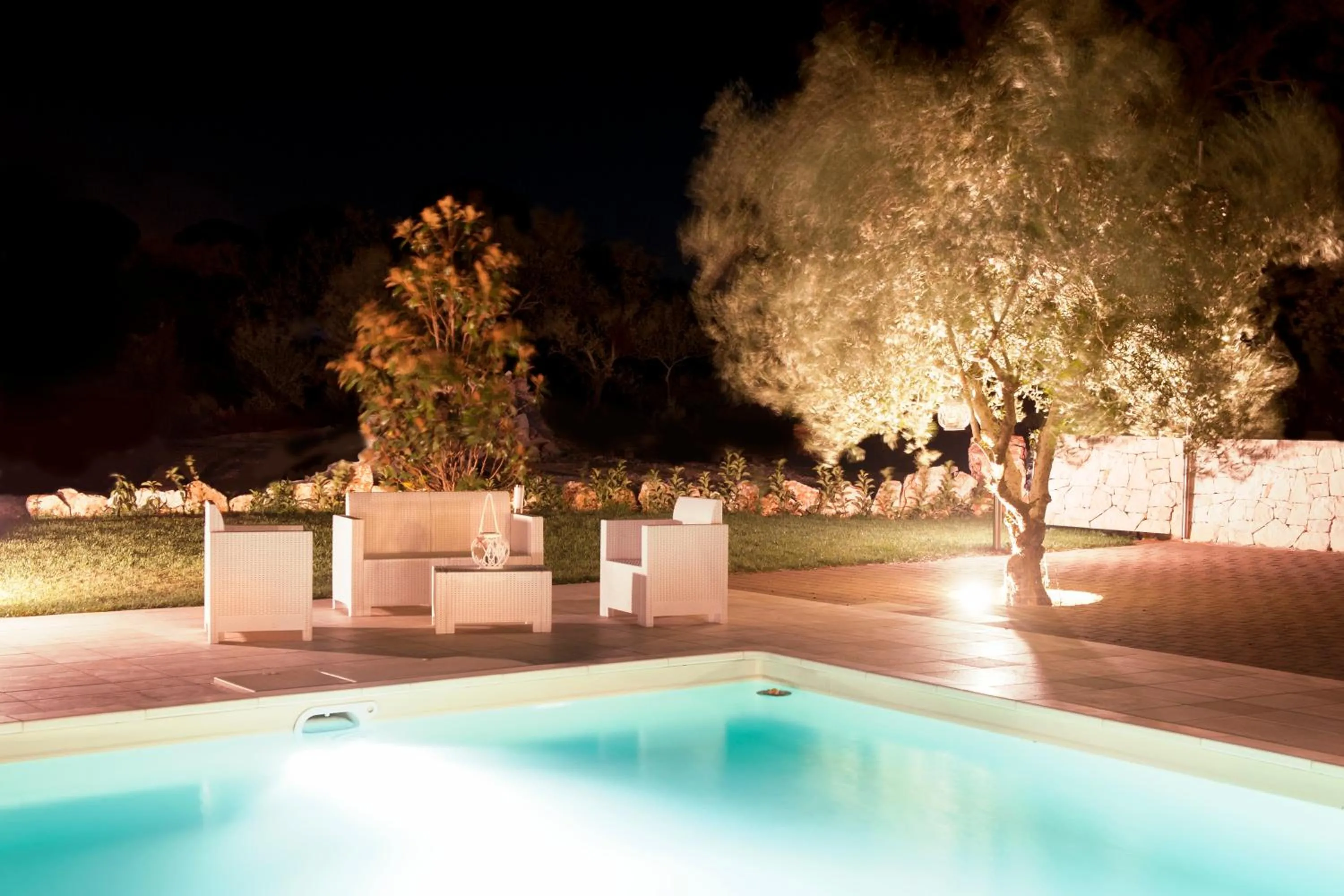 Pool view in Resort Pietra Bianca