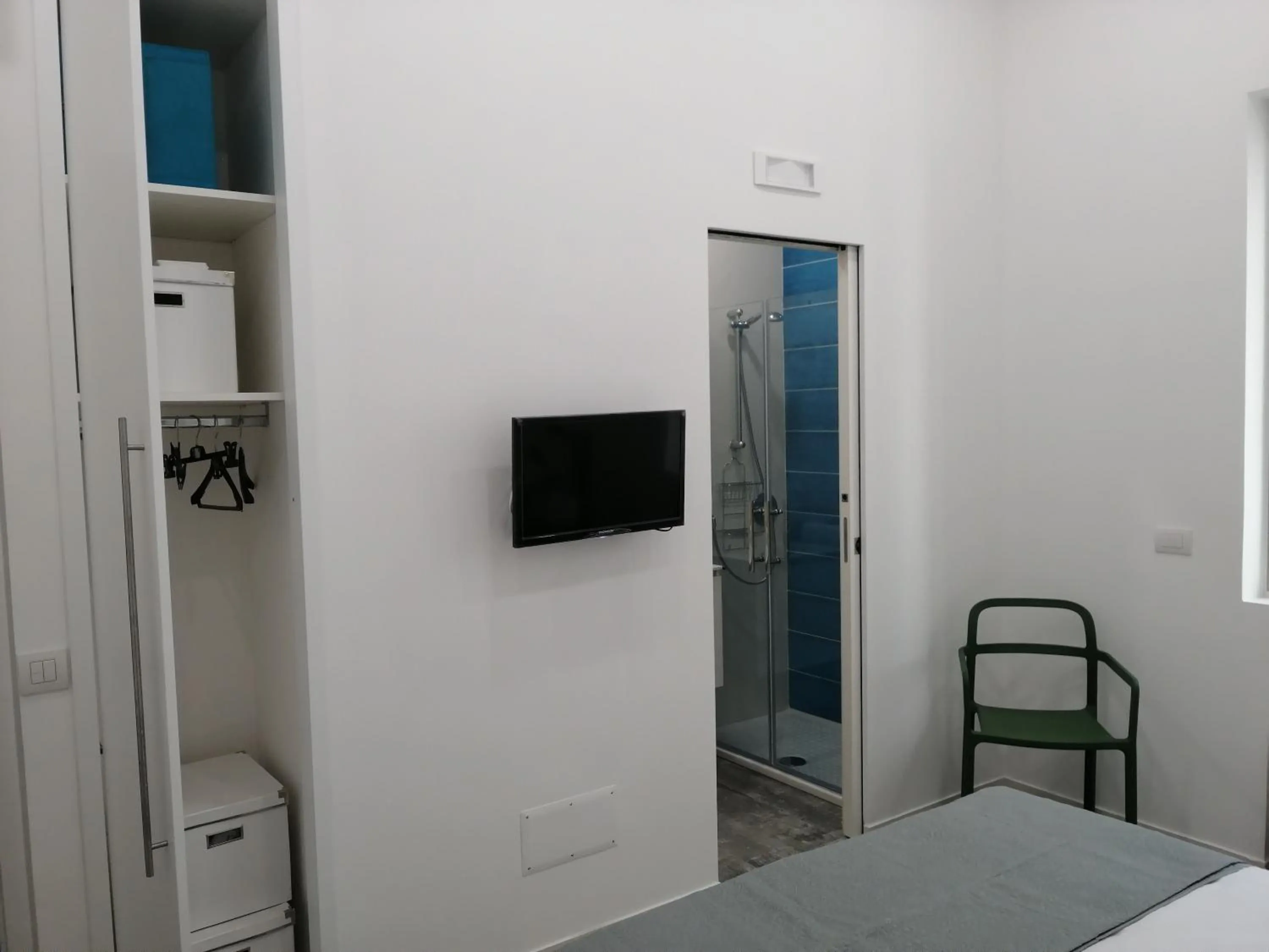 Shower in B&B Casa Malù