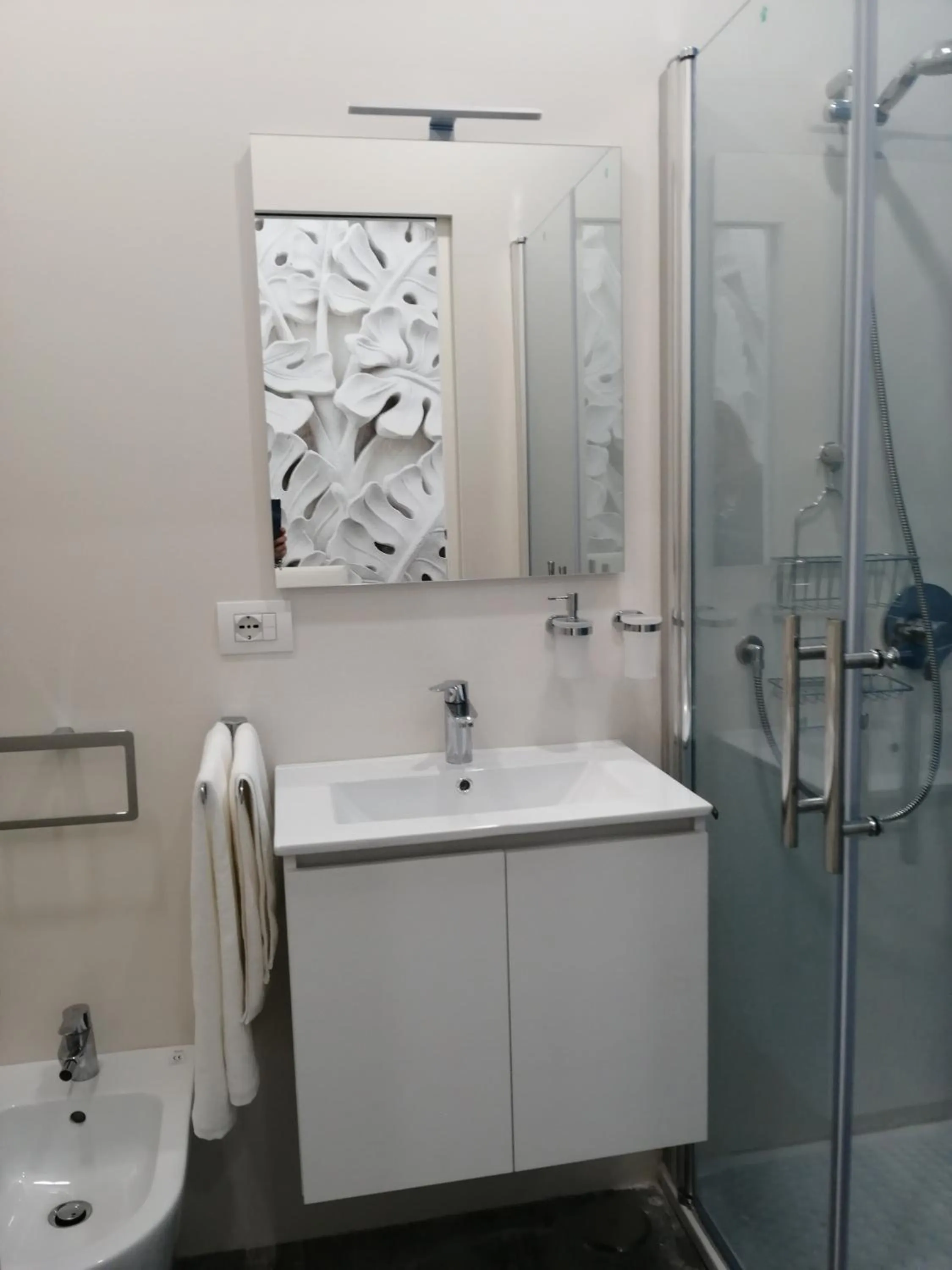 Shower in B&B Casa Malù