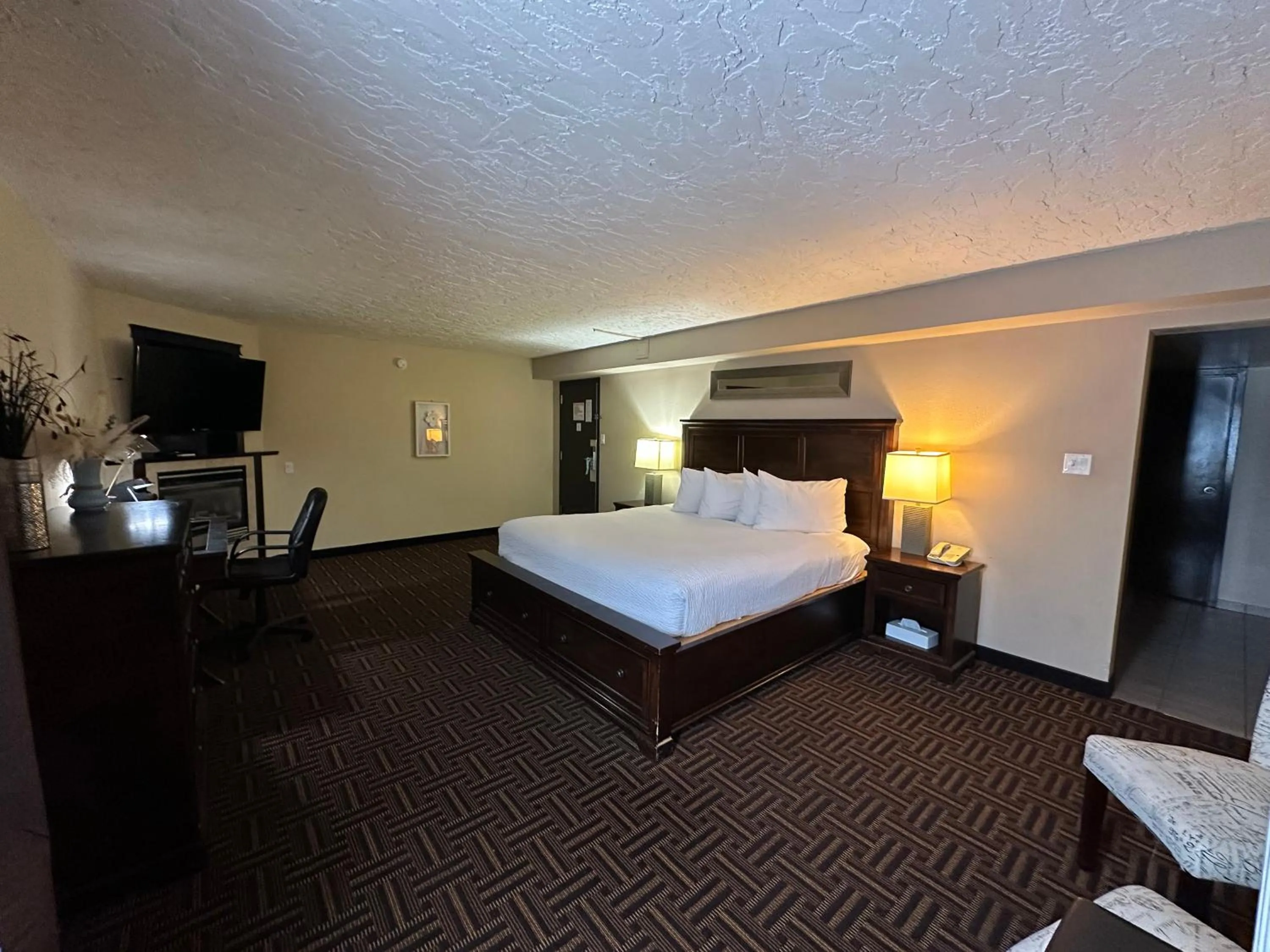 Bed in Wyndham Garden Medicine Hat Conference Center