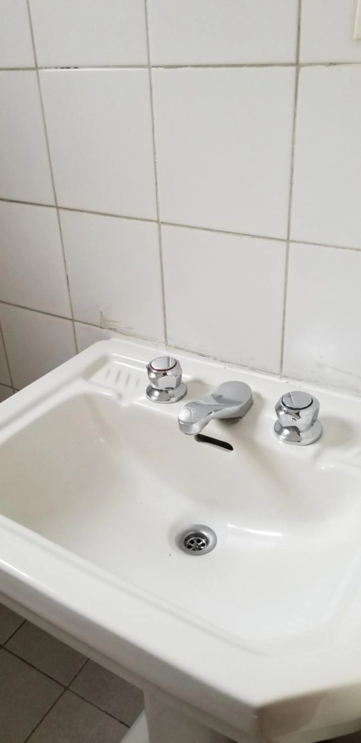 Bathroom in Sevilla Home Hotel