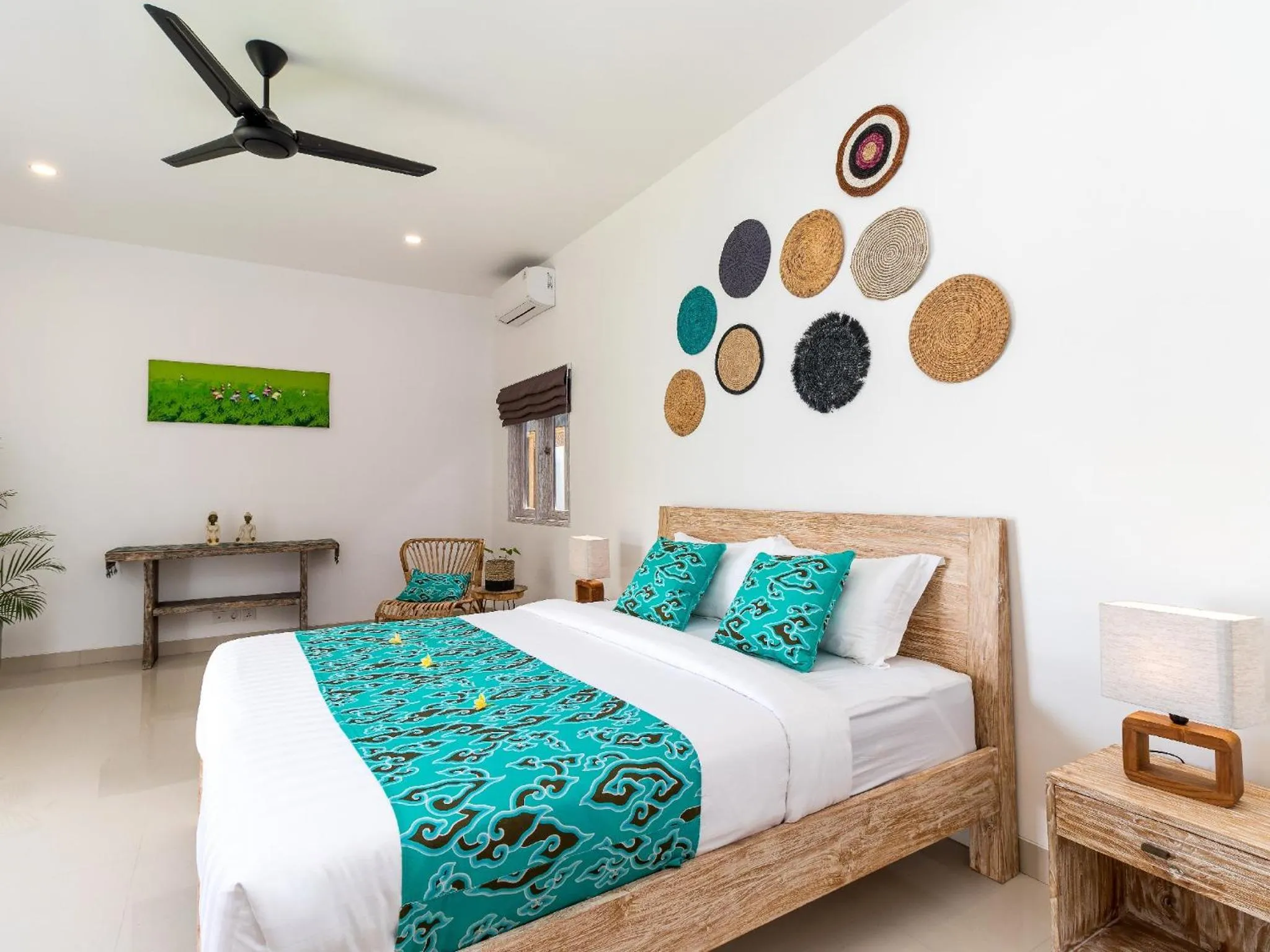 Bed in Villa Hiburan 1 by Villa Finder