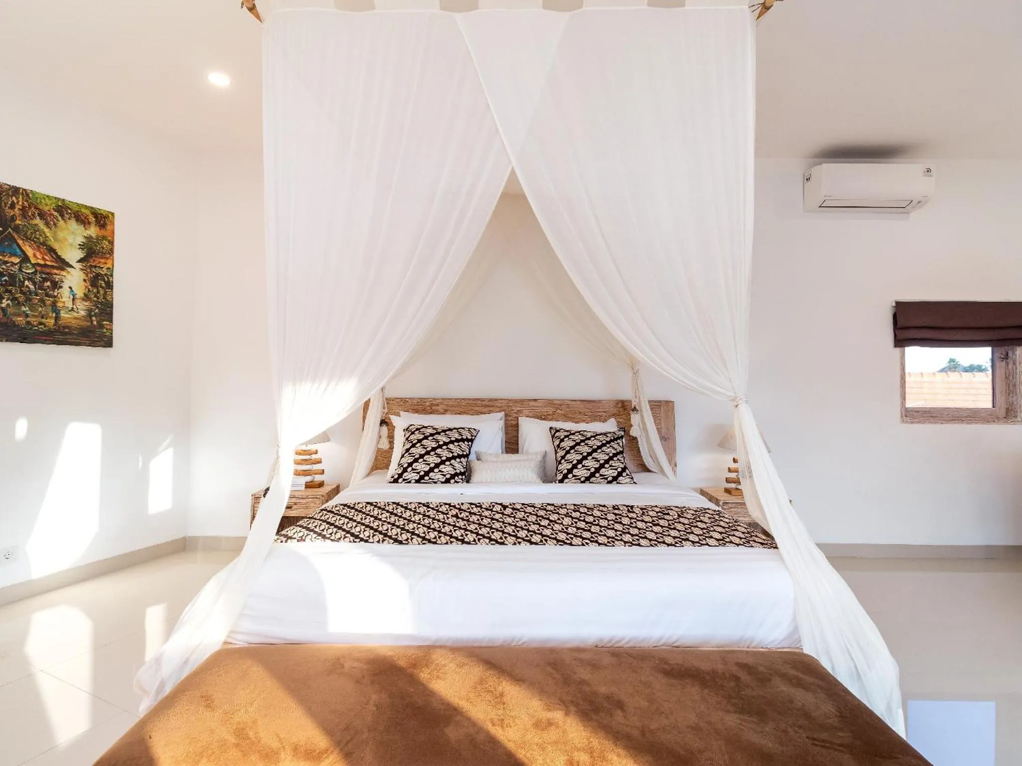 Bed in Villa Hiburan 1 by Villa Finder
