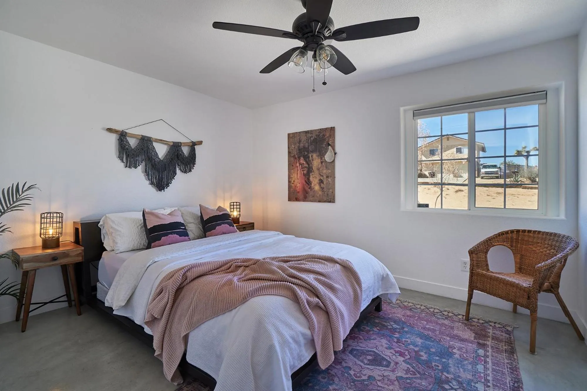 Bed in The Cherokee House in Joshua Tree