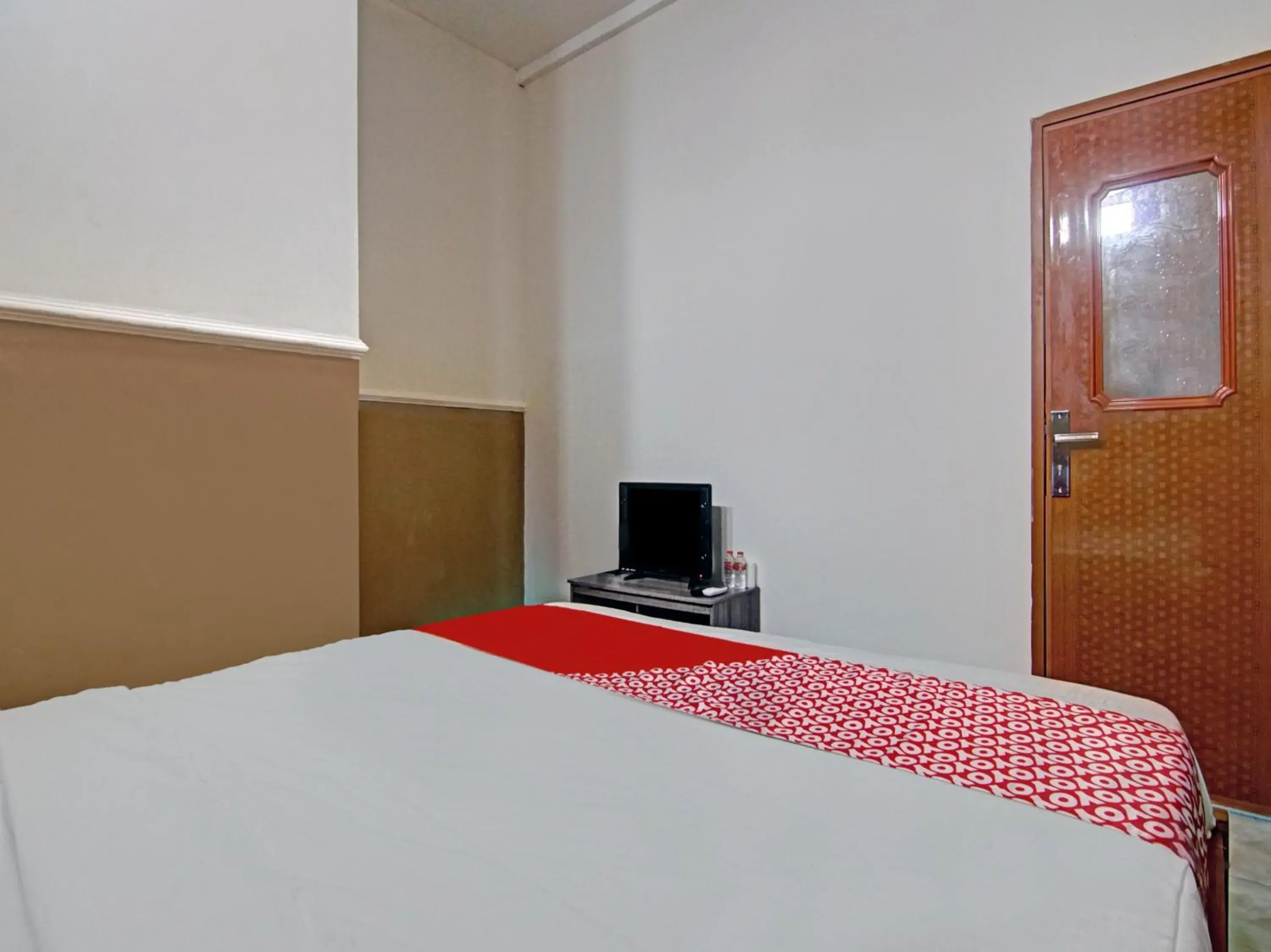 Bedroom, Bed in OYO 90358 Poris Residence Syariah