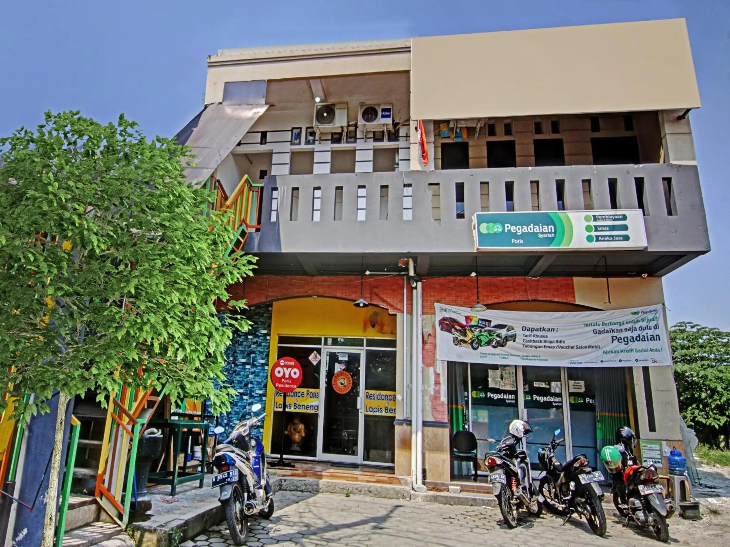 Facade/entrance, Property Building in OYO 90358 Poris Residence Syariah