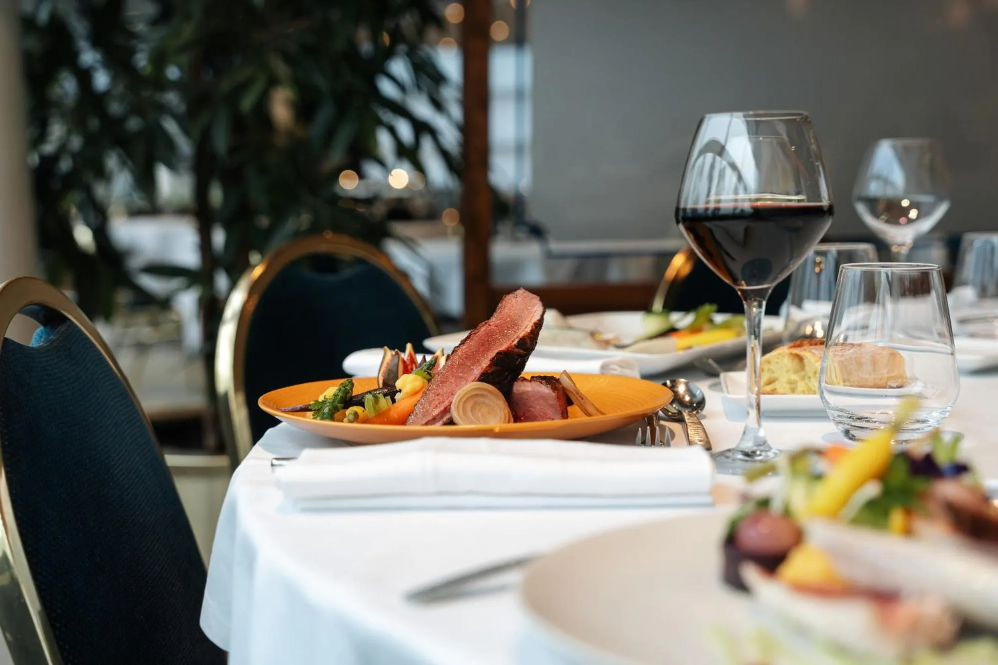 Restaurant/places to eat in Westotel Nantes Atlantique